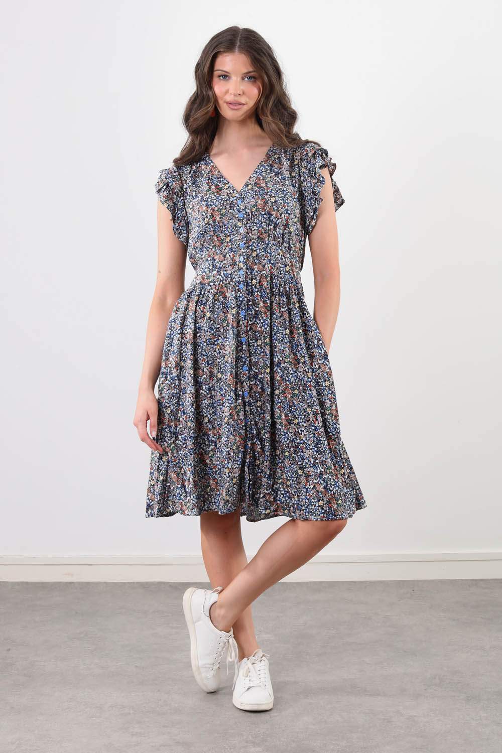 https://www.iclothing.com/media/catalog/product/d/1/d174421-blue-364.jpg