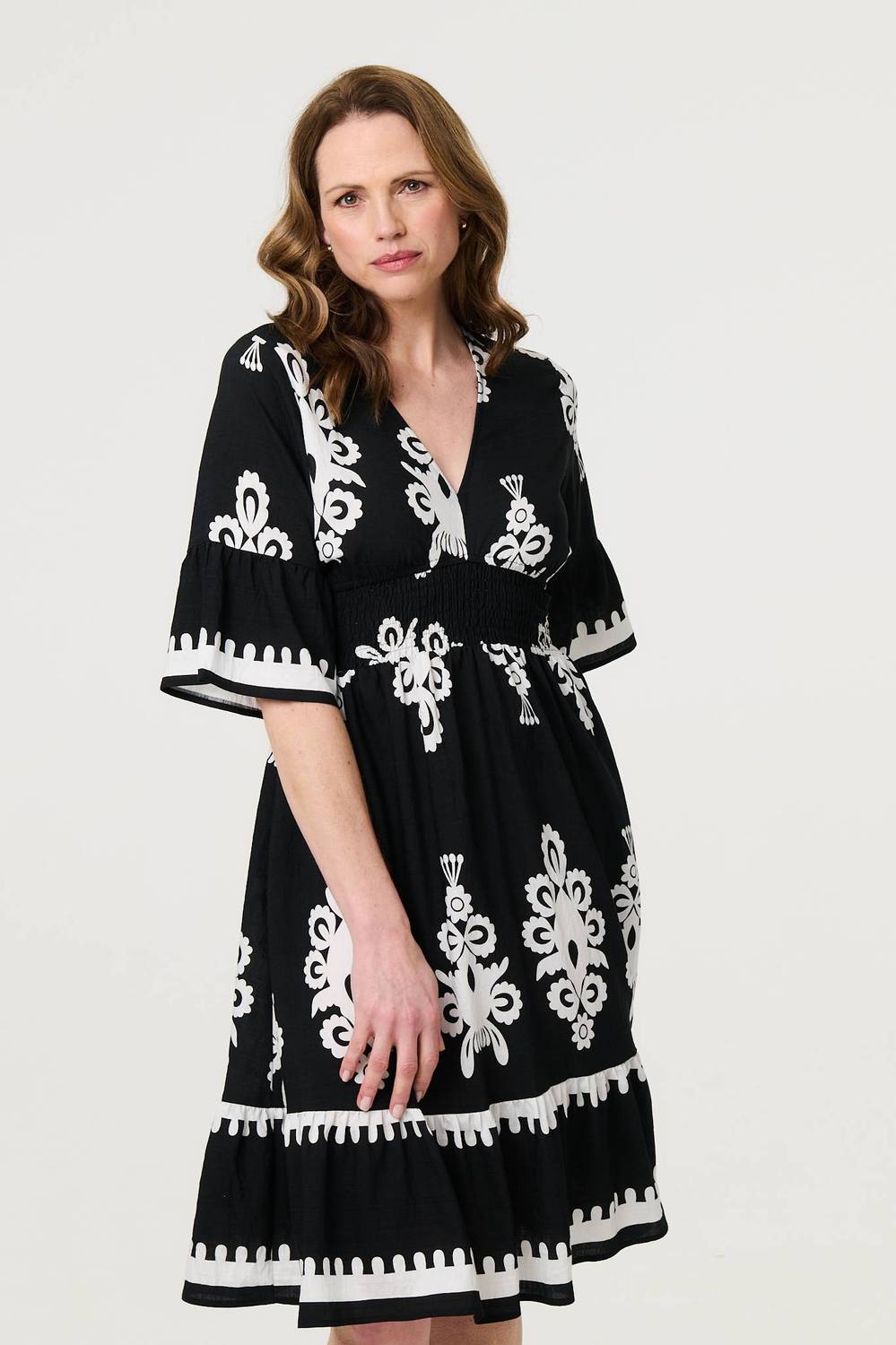 https://www.iclothing.com/media/catalog/product/d/7/d733688-black_1.jpg