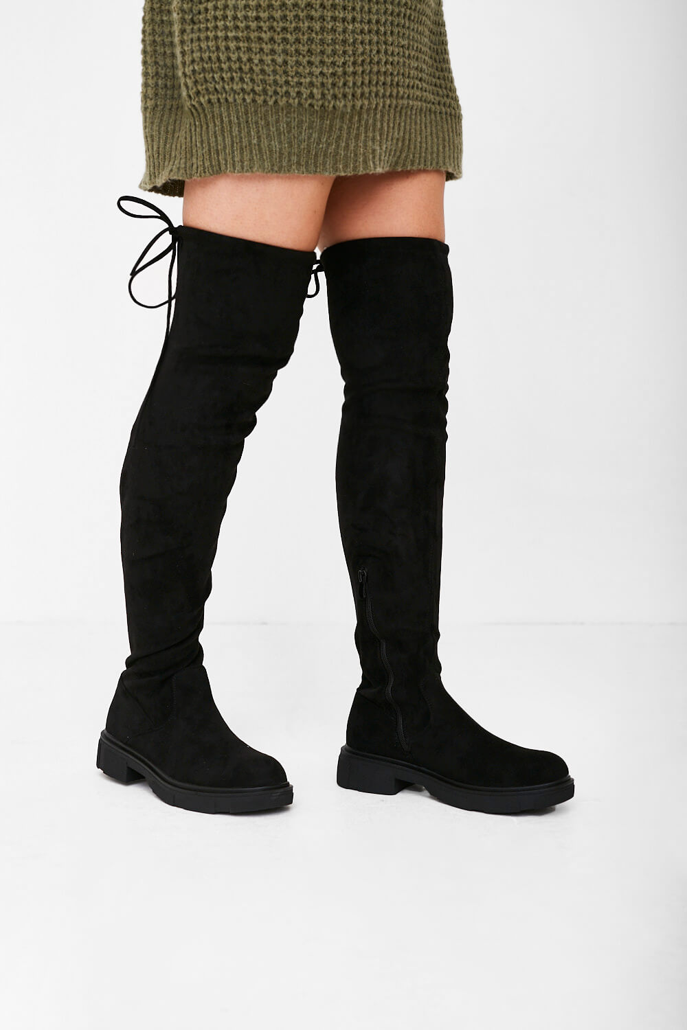 https://www.iclothing.com/media/catalog/product/d/a/davina_faux_suede_knee_high_boots_in_black-1.jpg
