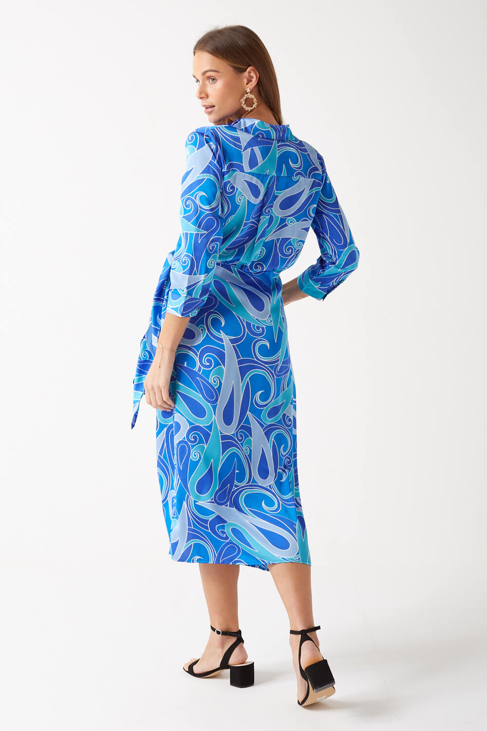 https://www.iclothing.com/media/catalog/product/d/o/dolly_printed_wrap_dress_in_blue-3.jpg