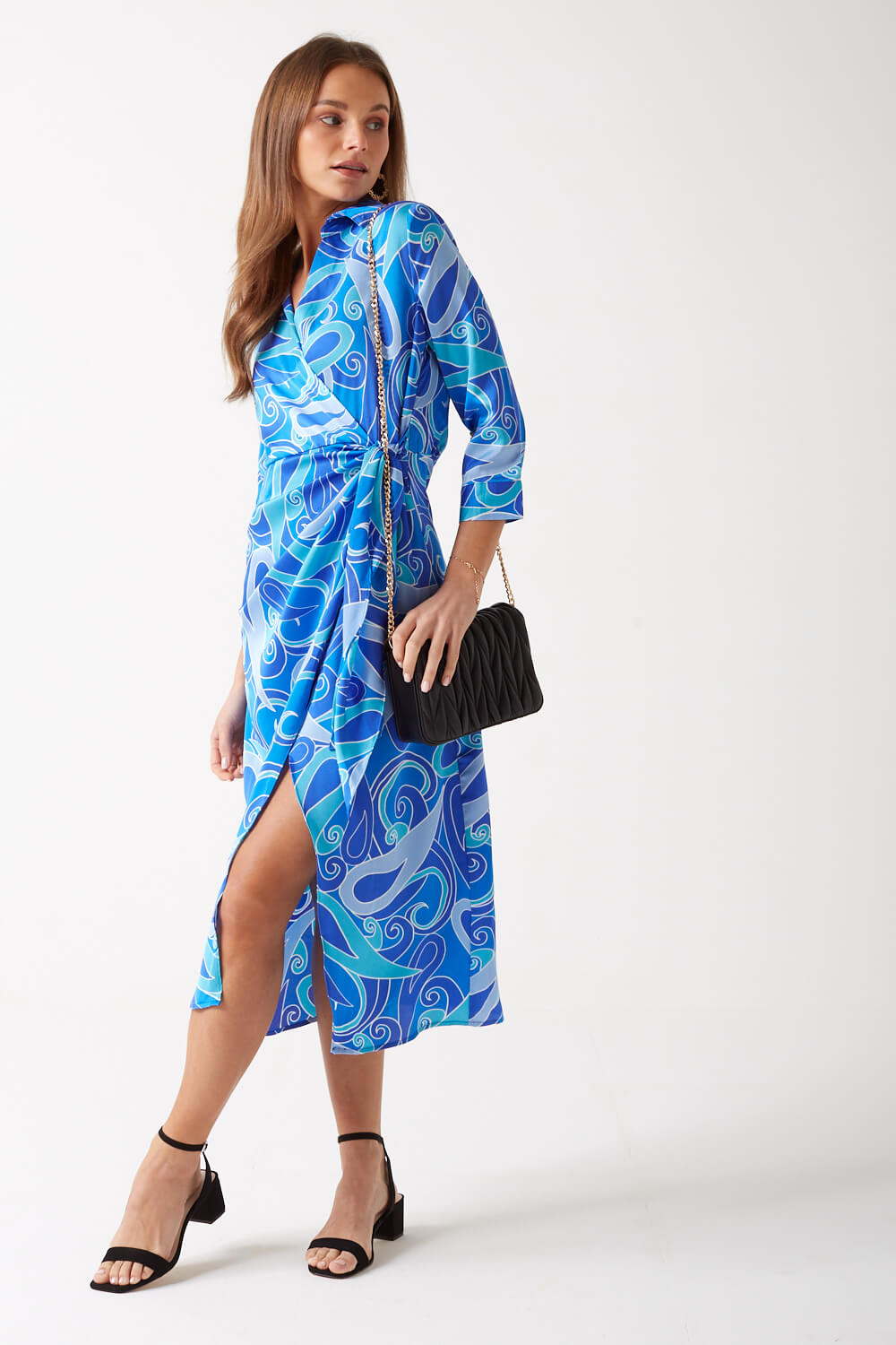 https://www.iclothing.com/media/catalog/product/d/o/dolly_printed_wrap_dress_in_blue-4.jpg