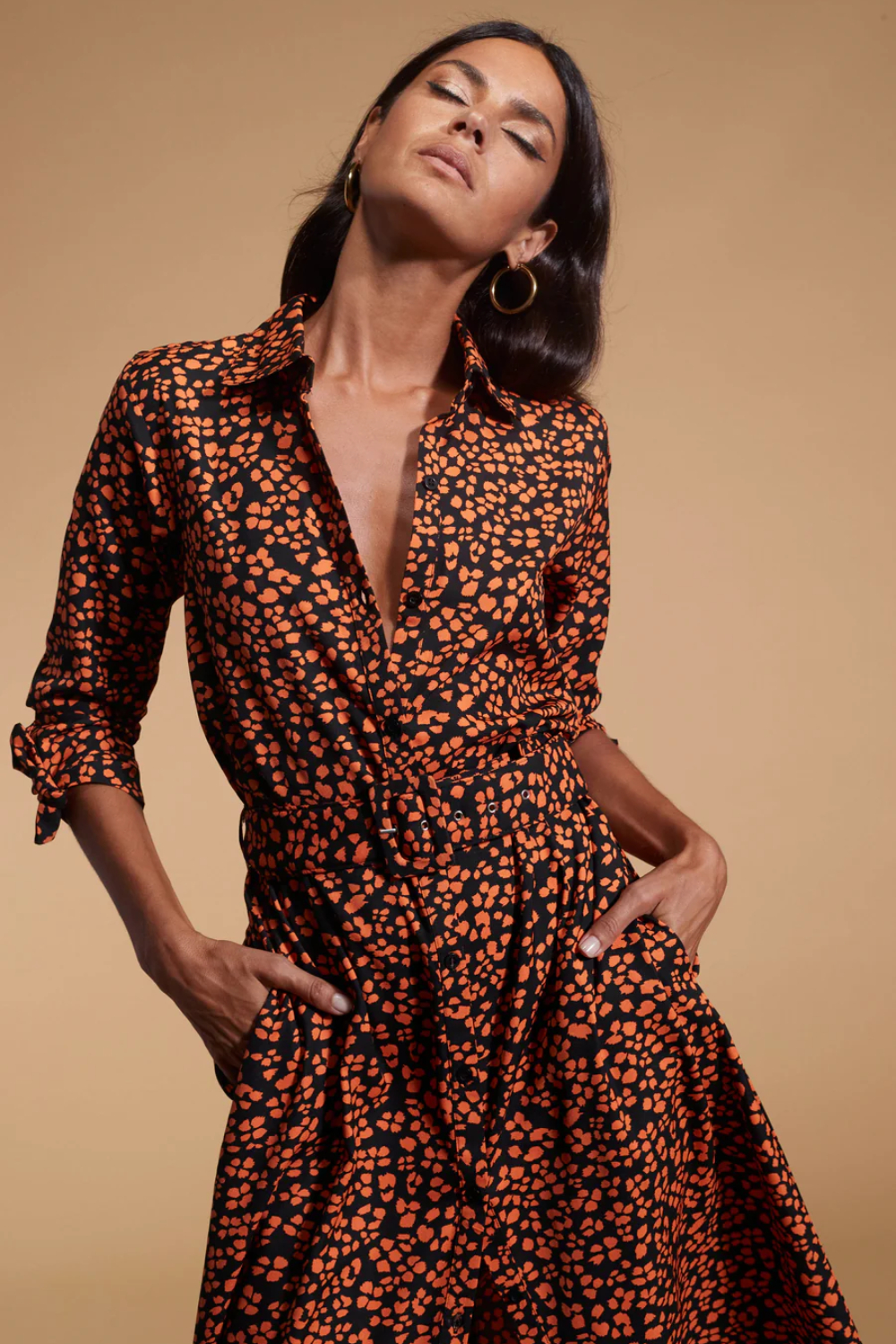 https://www.iclothing.com/media/catalog/product/d/o/dove_ditsy_leopard_print_midi_shirt_dress_in_orange-4.jpg