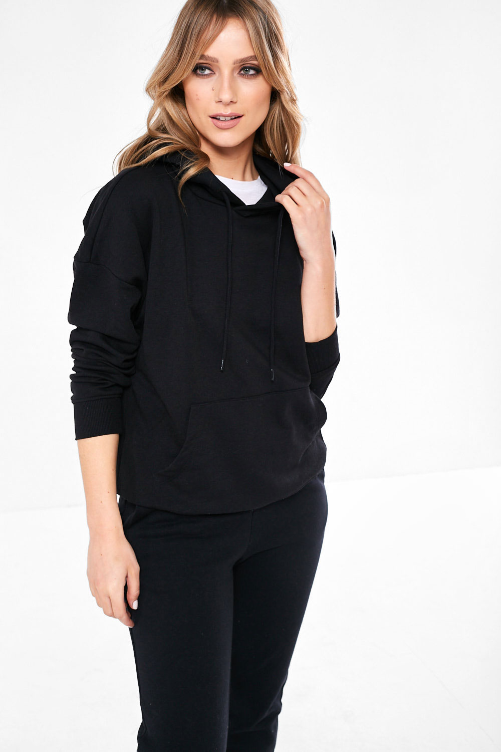 https://www.iclothing.com/media/catalog/product/f/e/feel_hoodie_in_black-4.jpg