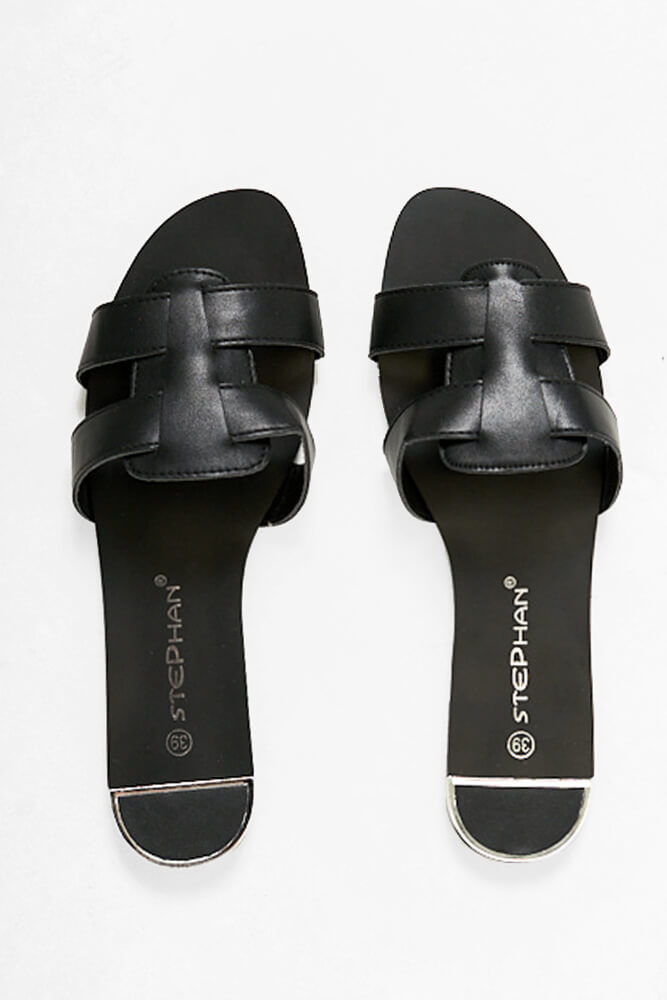 https://www.iclothing.com/media/catalog/product/f/e/felix_slider_sandals_in_black-2.jpg