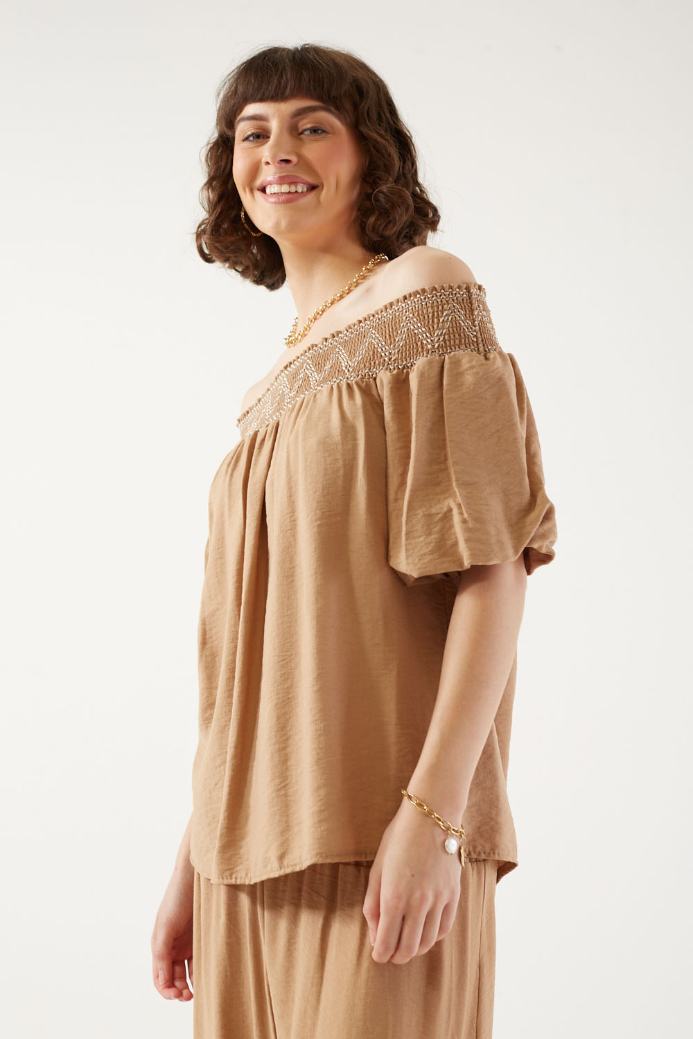 https://www.iclothing.com/media/catalog/product/f/h/fh2282-tan-4.jpg