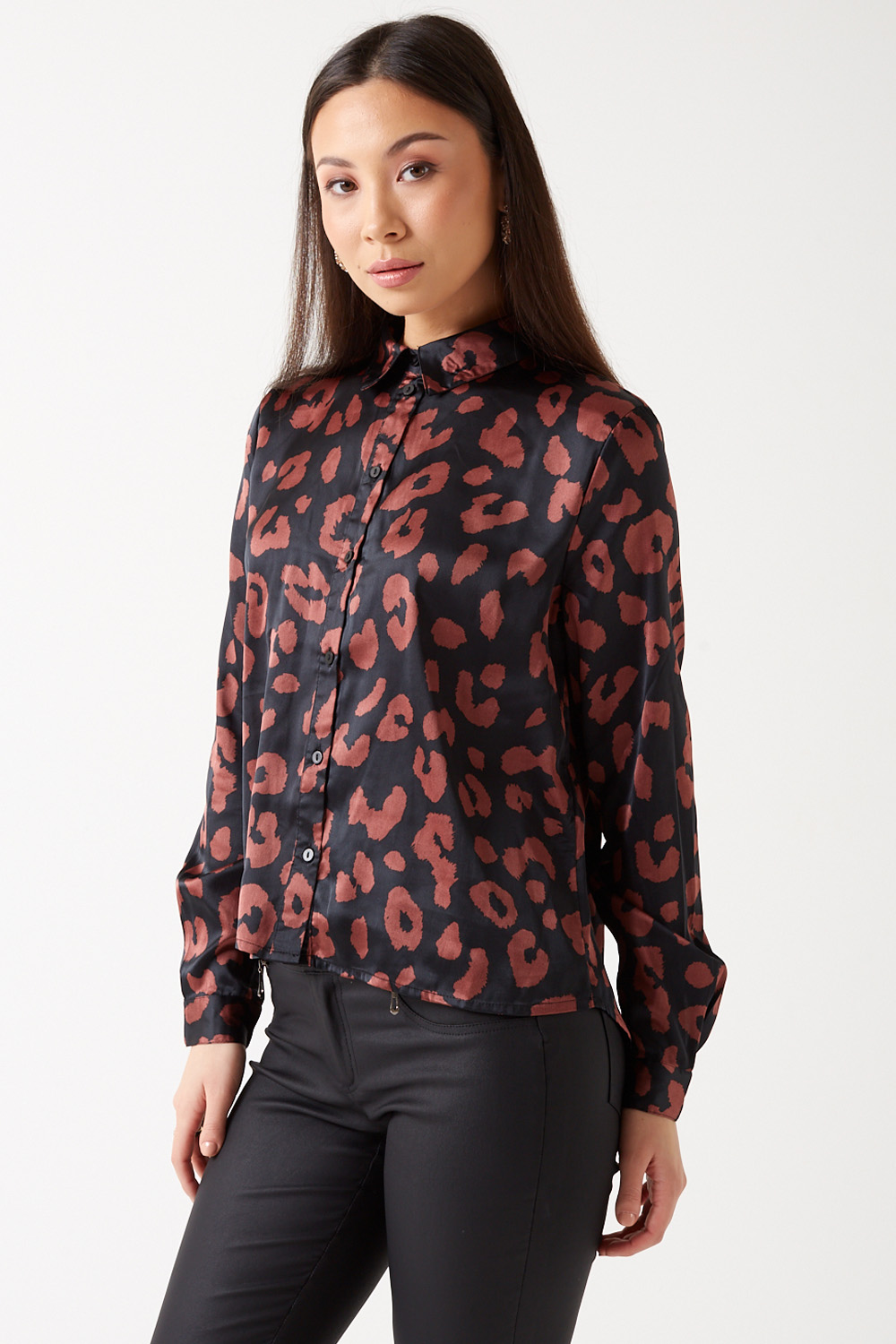 https://www.iclothing.com/media/catalog/product/f/i/fifi_leopard_print_shirt_top_in_brown-1.jpg