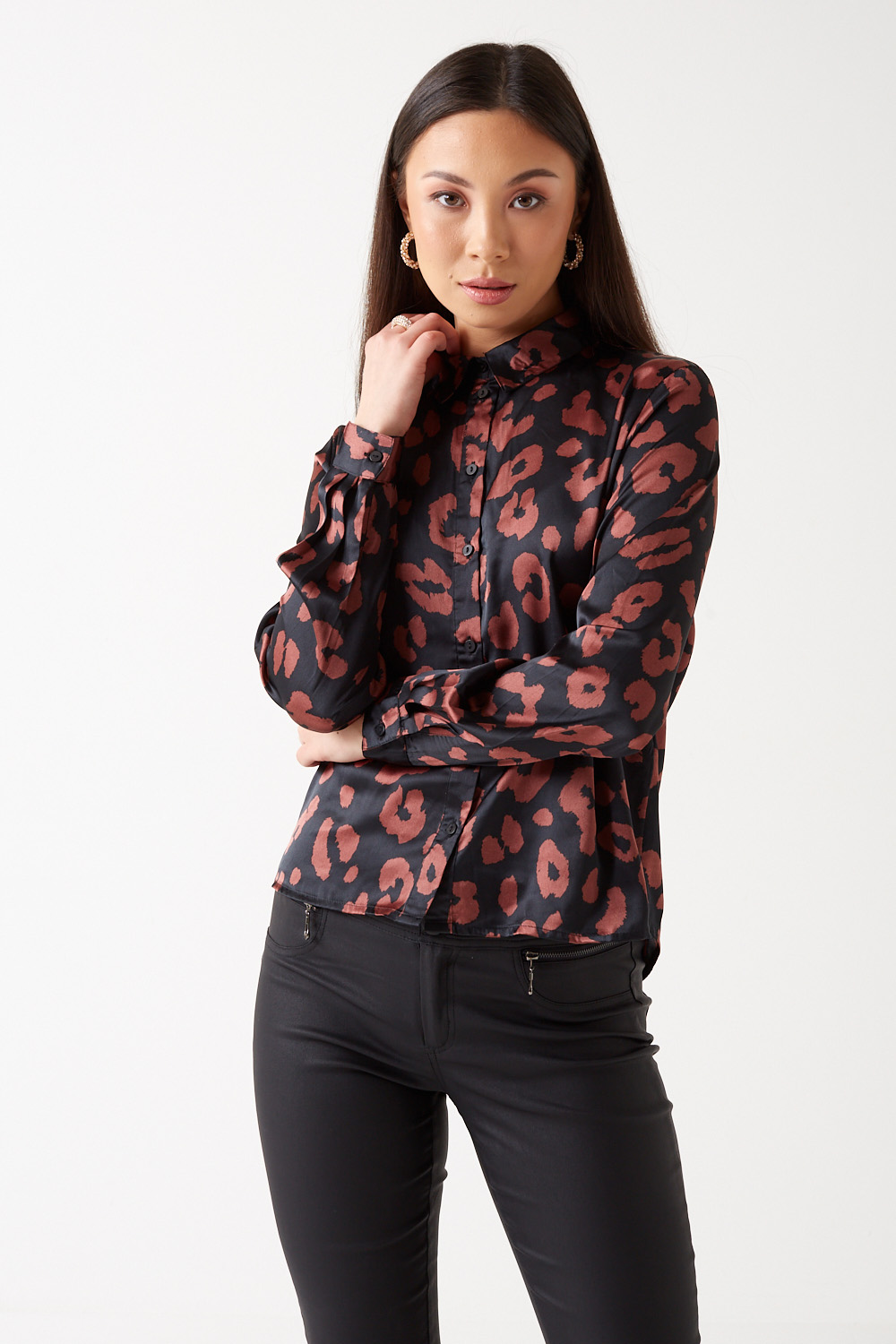 https://www.iclothing.com/media/catalog/product/f/i/fifi_leopard_print_shirt_top_in_brown-4.jpg
