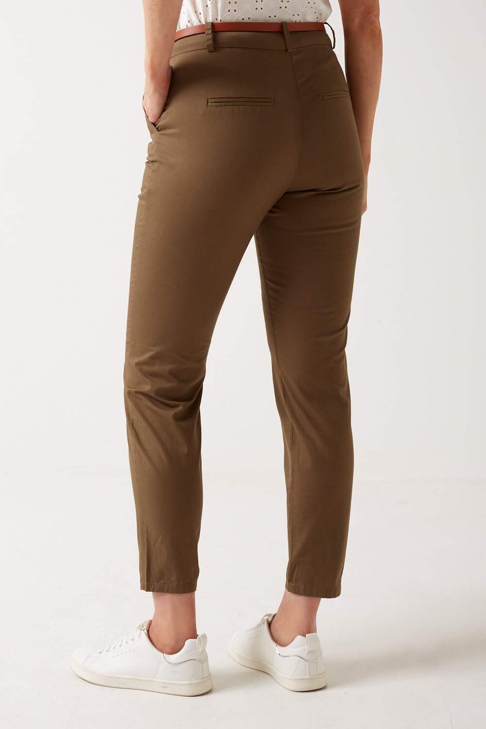 https://www.iclothing.com/media/catalog/product/f/l/flash_mid_rise_belted_trousers_in_khaki-2.jpg