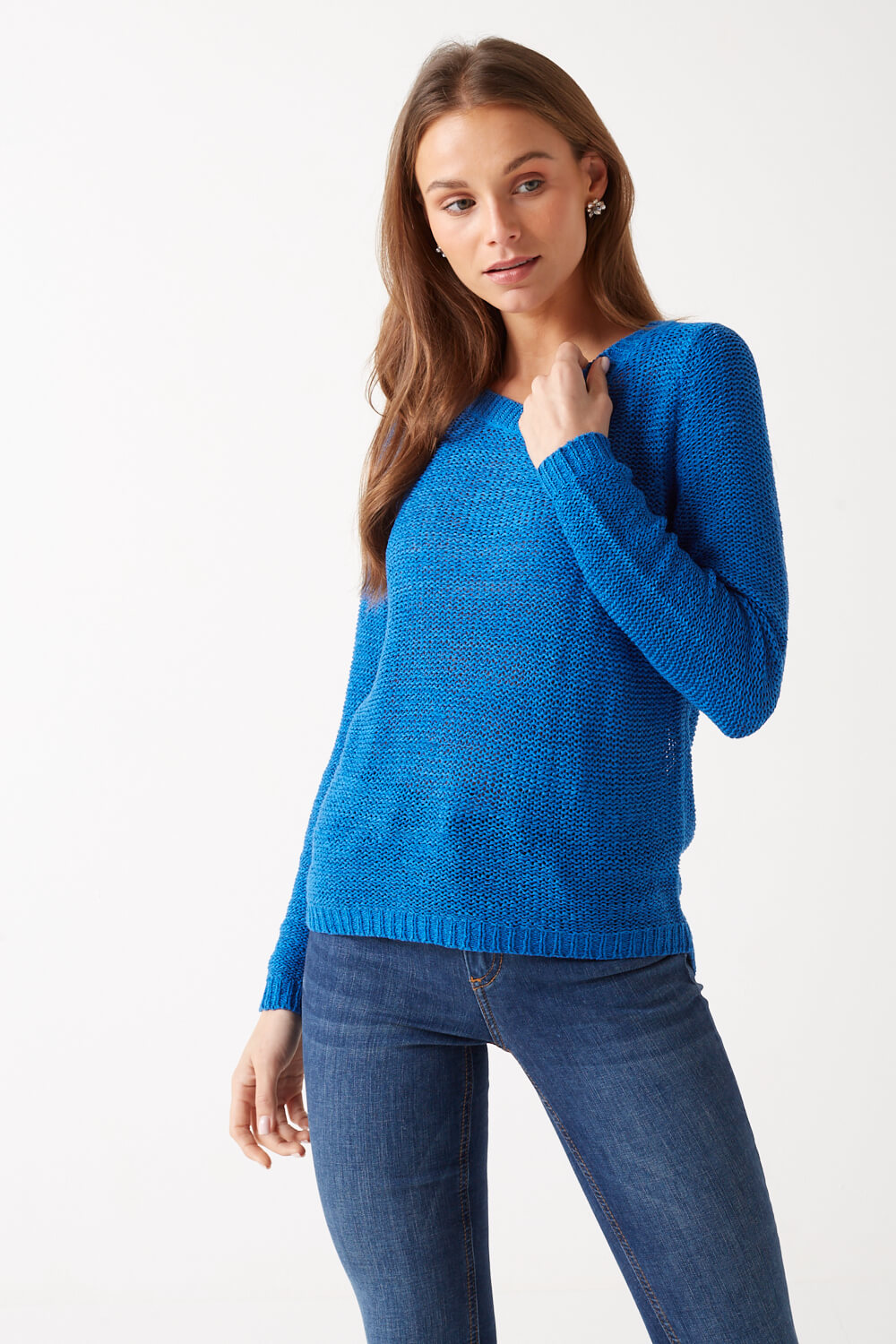 https://www.iclothing.com/media/catalog/product/g/e/geena_knit_pullover_in_blue-5.jpg