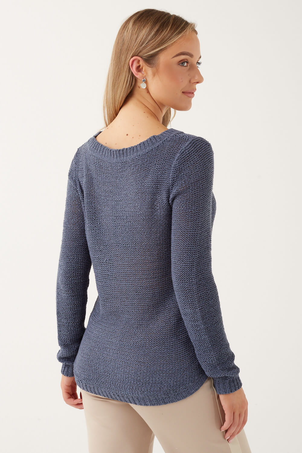 https://www.iclothing.com/media/catalog/product/g/e/geena_knit_pullover_in_dusty_blue-2a.jpg