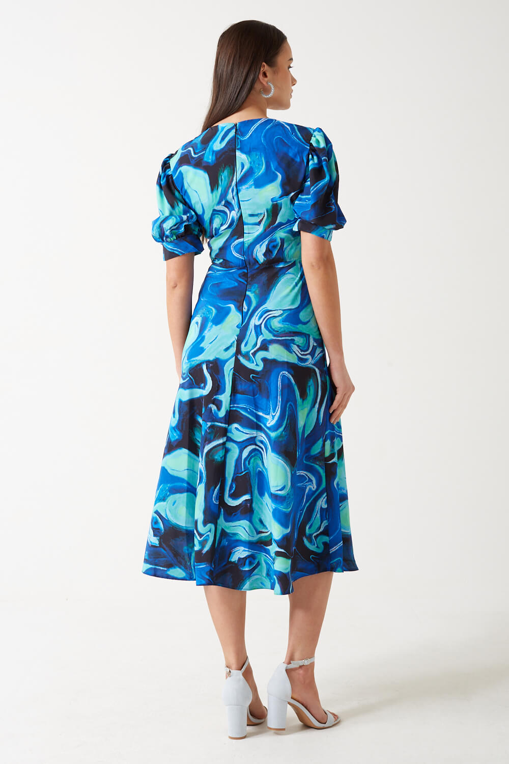 https://www.iclothing.com/media/catalog/product/g/e/georgina_printed_midi_dress_in_blue-2.jpg