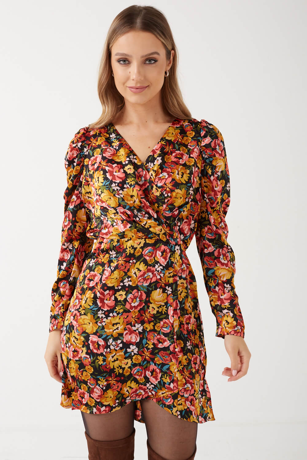 https://www.iclothing.com/media/catalog/product/g/i/gina_short_floral_dress_in_mustard-1a.jpg
