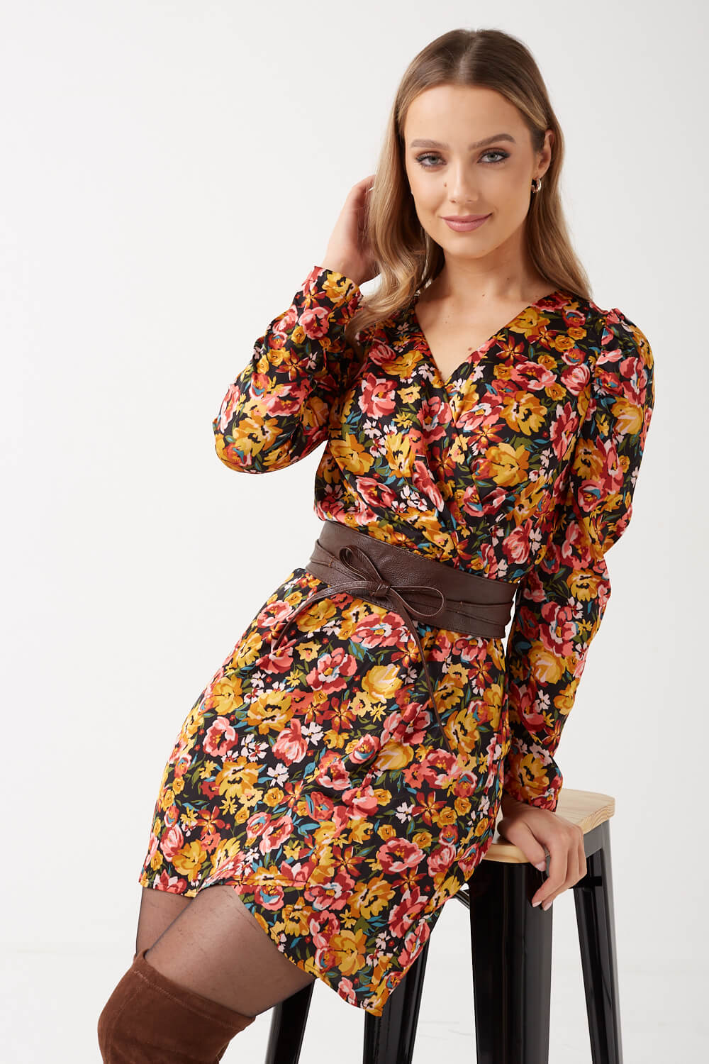 https://www.iclothing.com/media/catalog/product/g/i/gina_short_floral_dress_in_mustard-3a.jpg