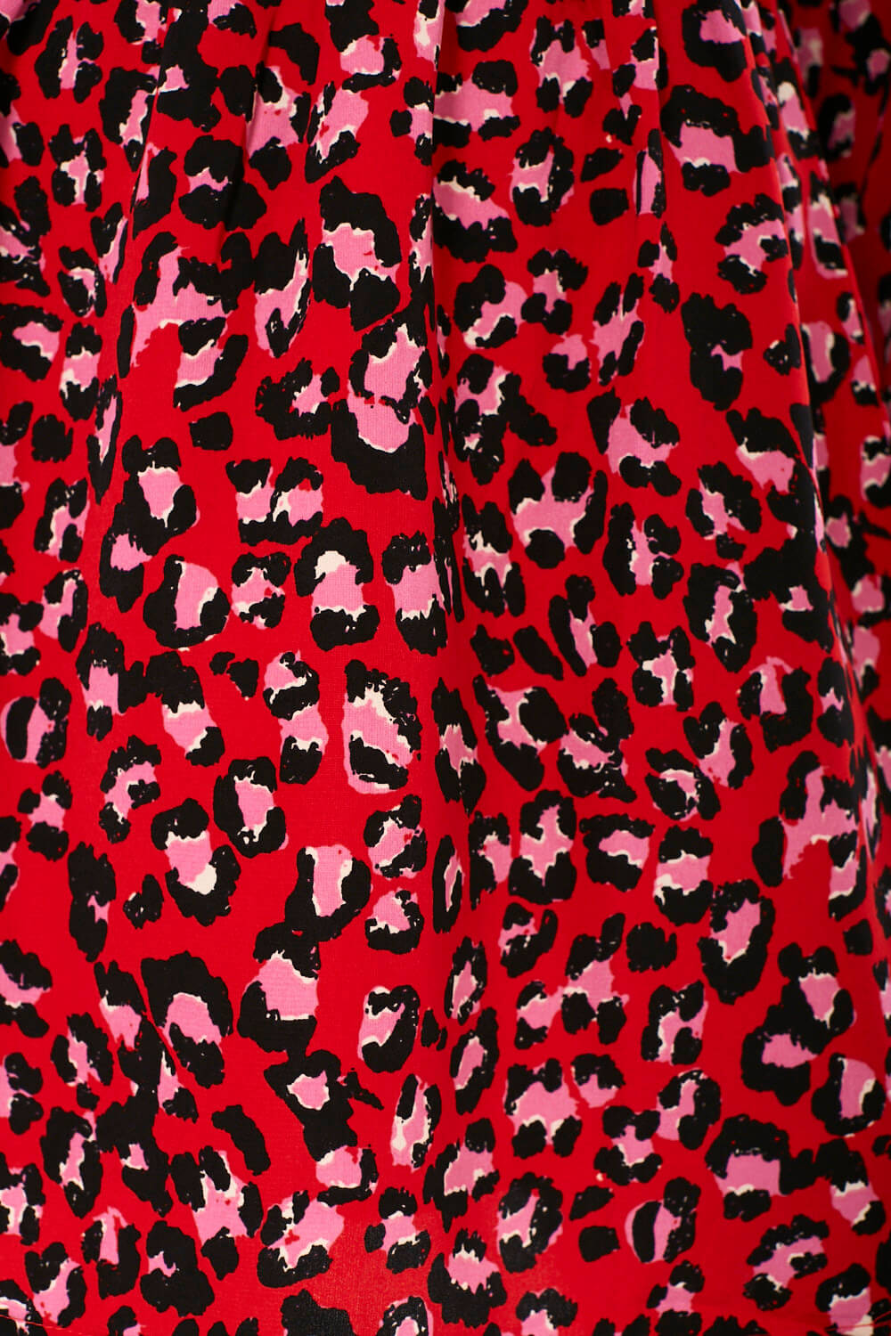 https://www.iclothing.com/media/catalog/product/g/r/grace_animal_print_dress_in_red-6_1.jpg