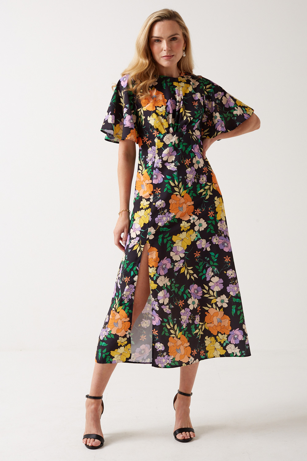 https://www.iclothing.com/media/catalog/product/g/r/grayson_floral_print_midaxi_dress_in_black-1_1.jpg
