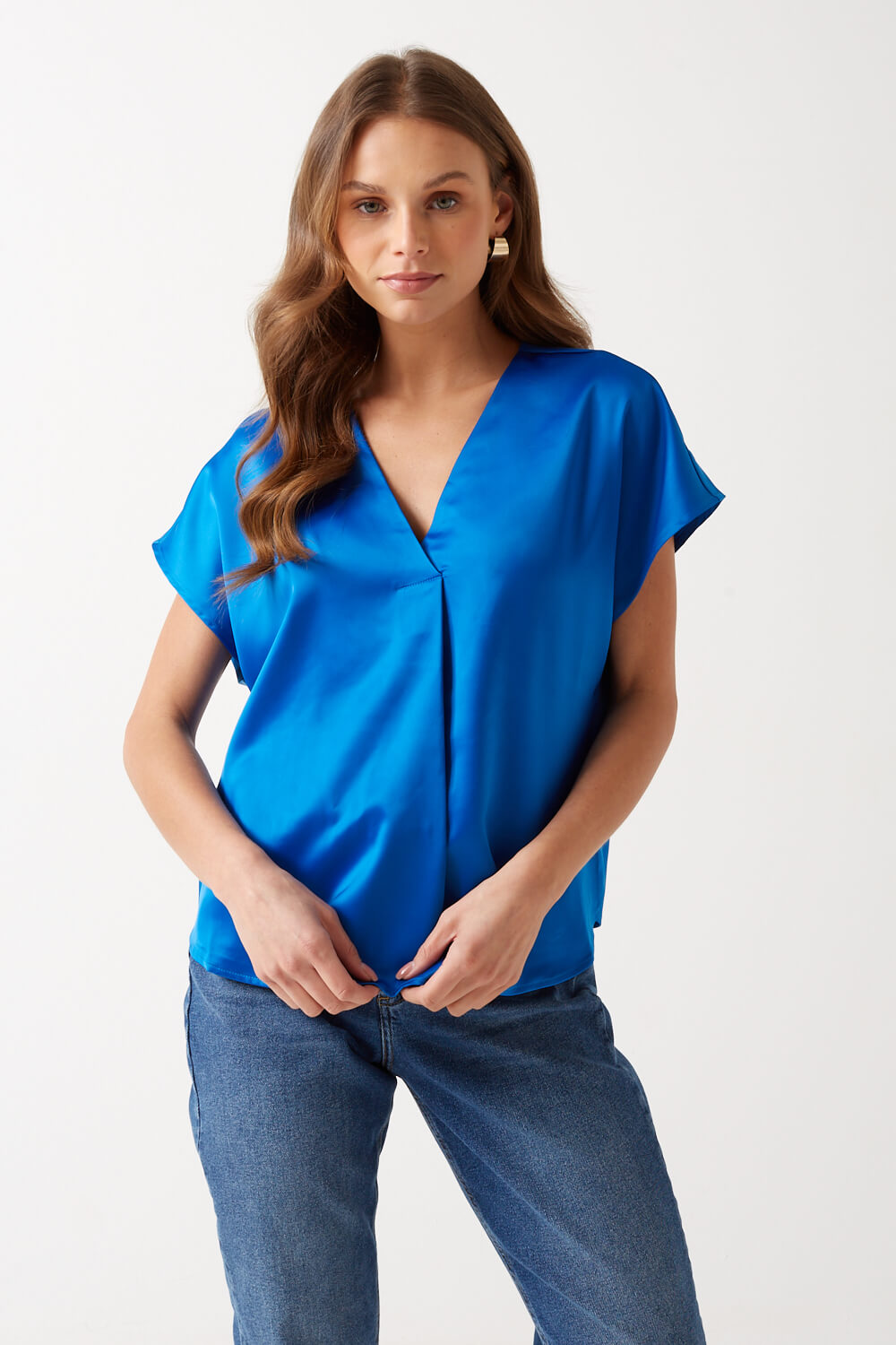 https://www.iclothing.com/media/catalog/product/h/a/haby_satin_v-neck_top_in_blue-1.jpg