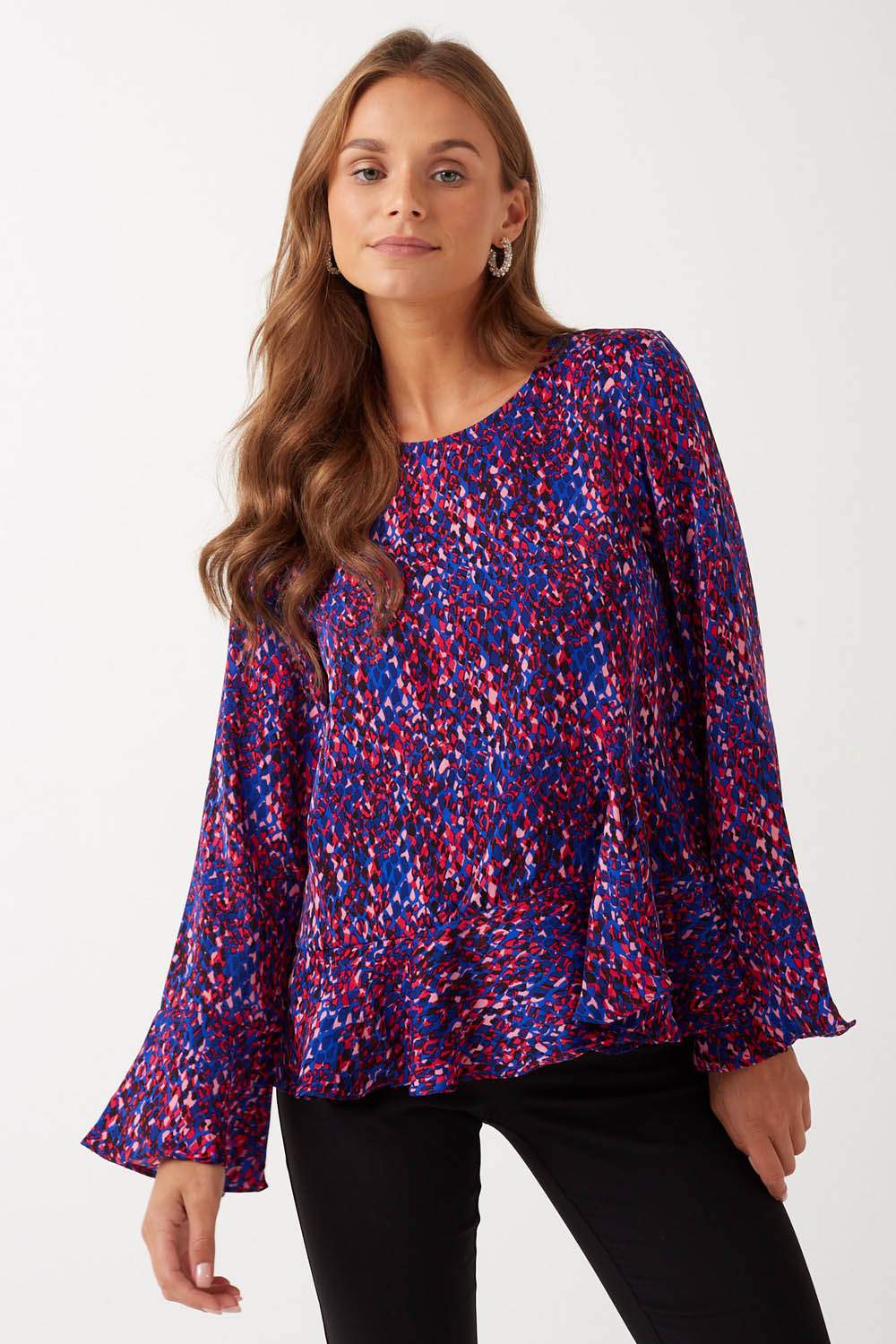 https://www.iclothing.com/media/catalog/product/j/e/jenna_bell_sleeve_blouse_in_dark_blue-1.jpg