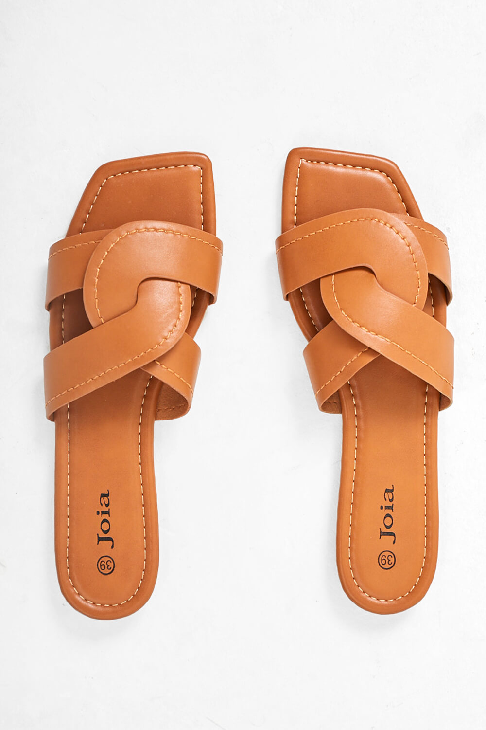 https://www.iclothing.com/media/catalog/product/j/e/jenna_slider_sandals_in_camel-4.jpg