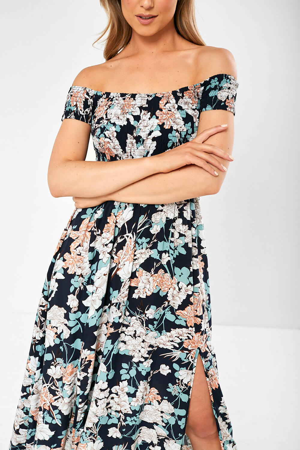 https://www.iclothing.com/media/catalog/product/j/i/jill_off_shoulder_dress_in_navy-5.jpg