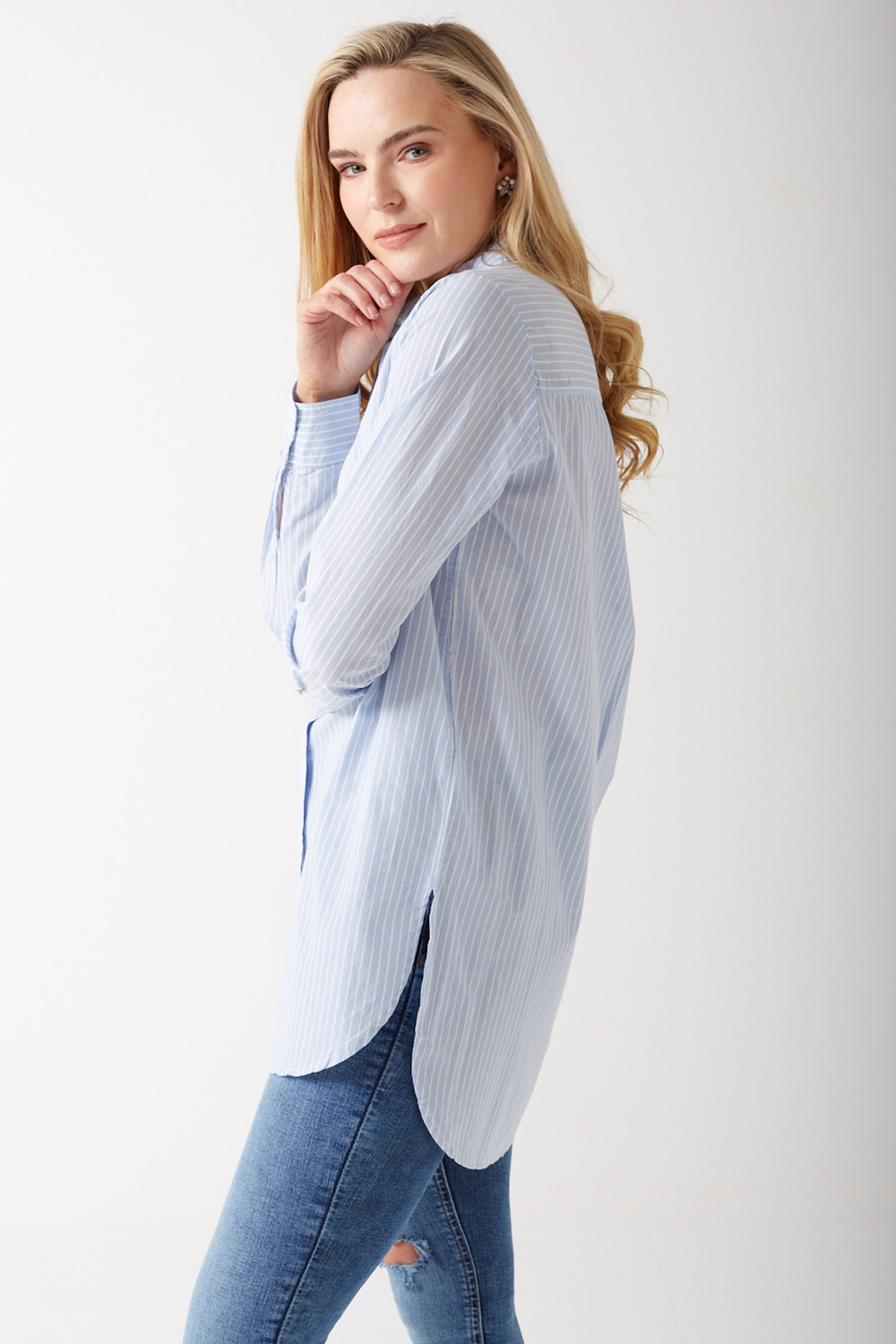 https://www.iclothing.com/media/catalog/product/j/i/jiva_stripe_long_shirt_in_blue-5.jpg