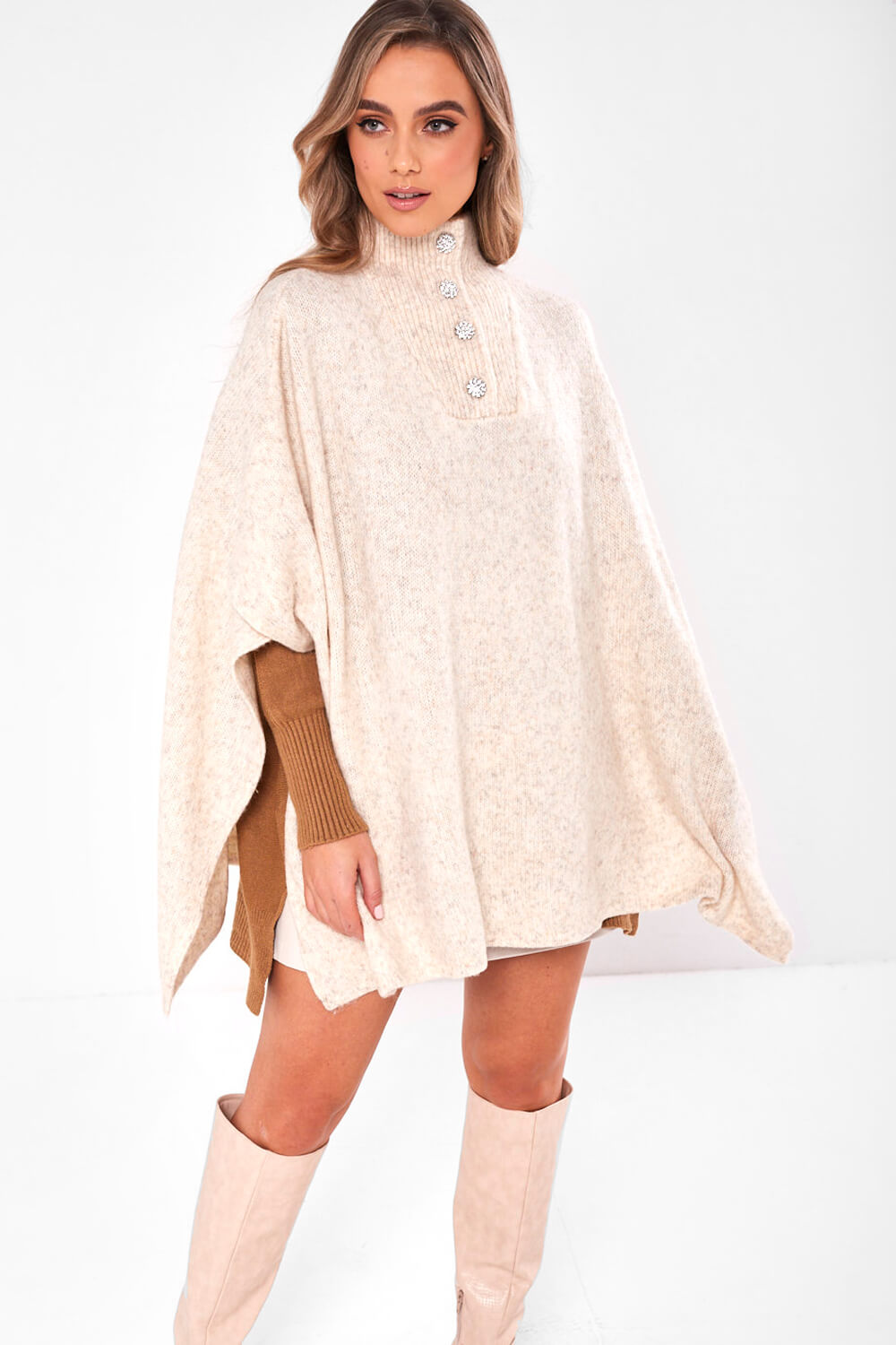 https://www.iclothing.com/media/catalog/product/j/o/josselin_jewel_poncho_in_cream-8.jpg