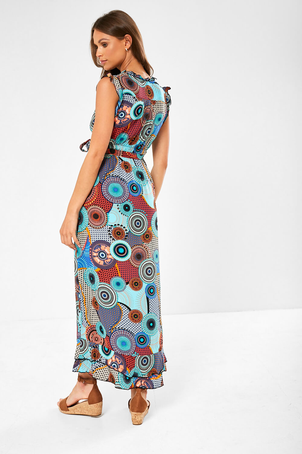 https://www.iclothing.com/media/catalog/product/k/a/kaleidoscope_maxi_dress-3.jpg