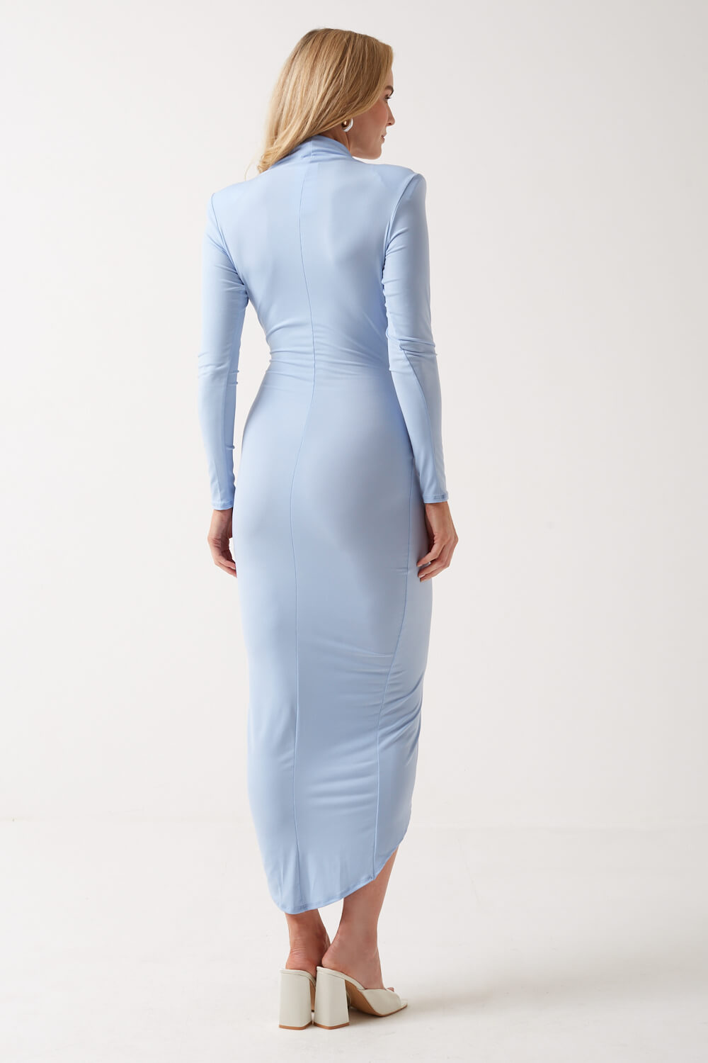 https://www.iclothing.com/media/catalog/product/k/i/kim_deep_v_midi_dress_in_light_blue-2.jpg