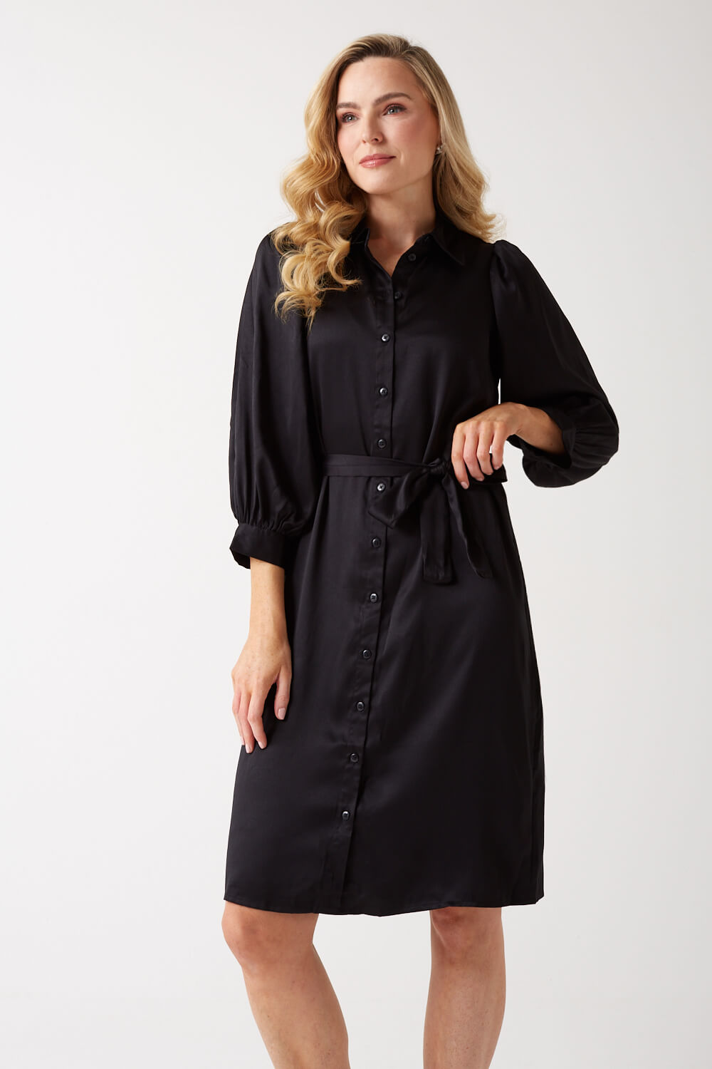 https://www.iclothing.com/media/catalog/product/k/l/kleo_shirt_dress_in_black-1a.jpg