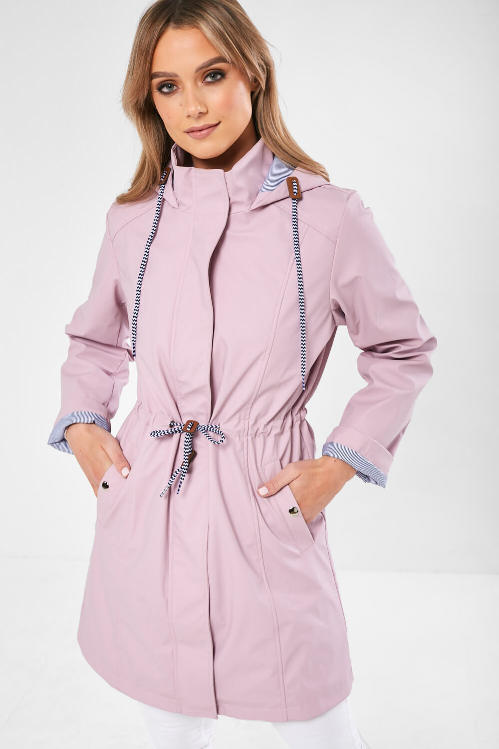 https://www.iclothing.com/media/catalog/product/l/i/lilly_drawstring_rain_jacket_in_lilac-3.jpg