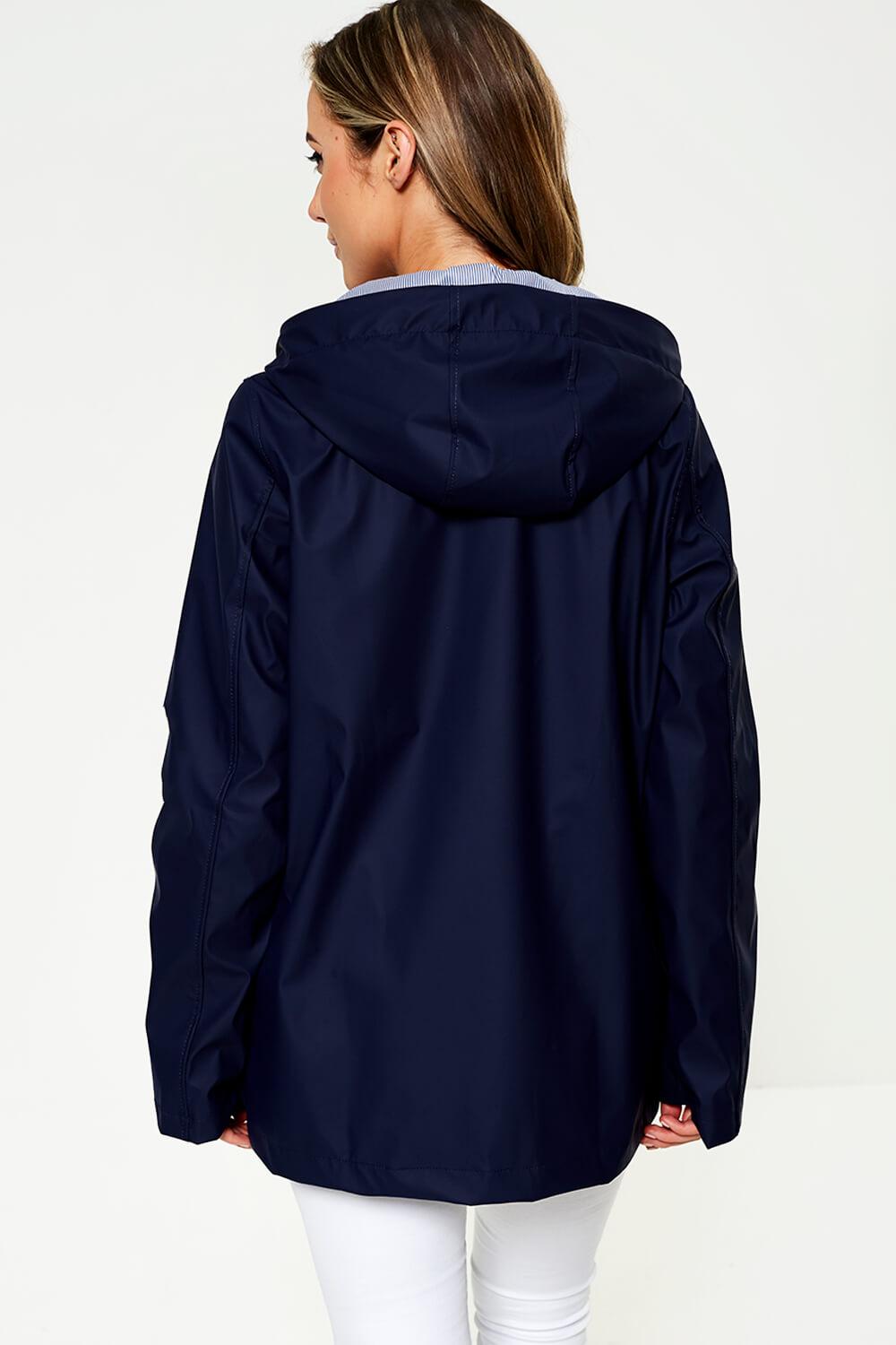 https://www.iclothing.com/media/catalog/product/l/i/lilly_stripe_lined_raincoat_in_navy-1_1.jpg
