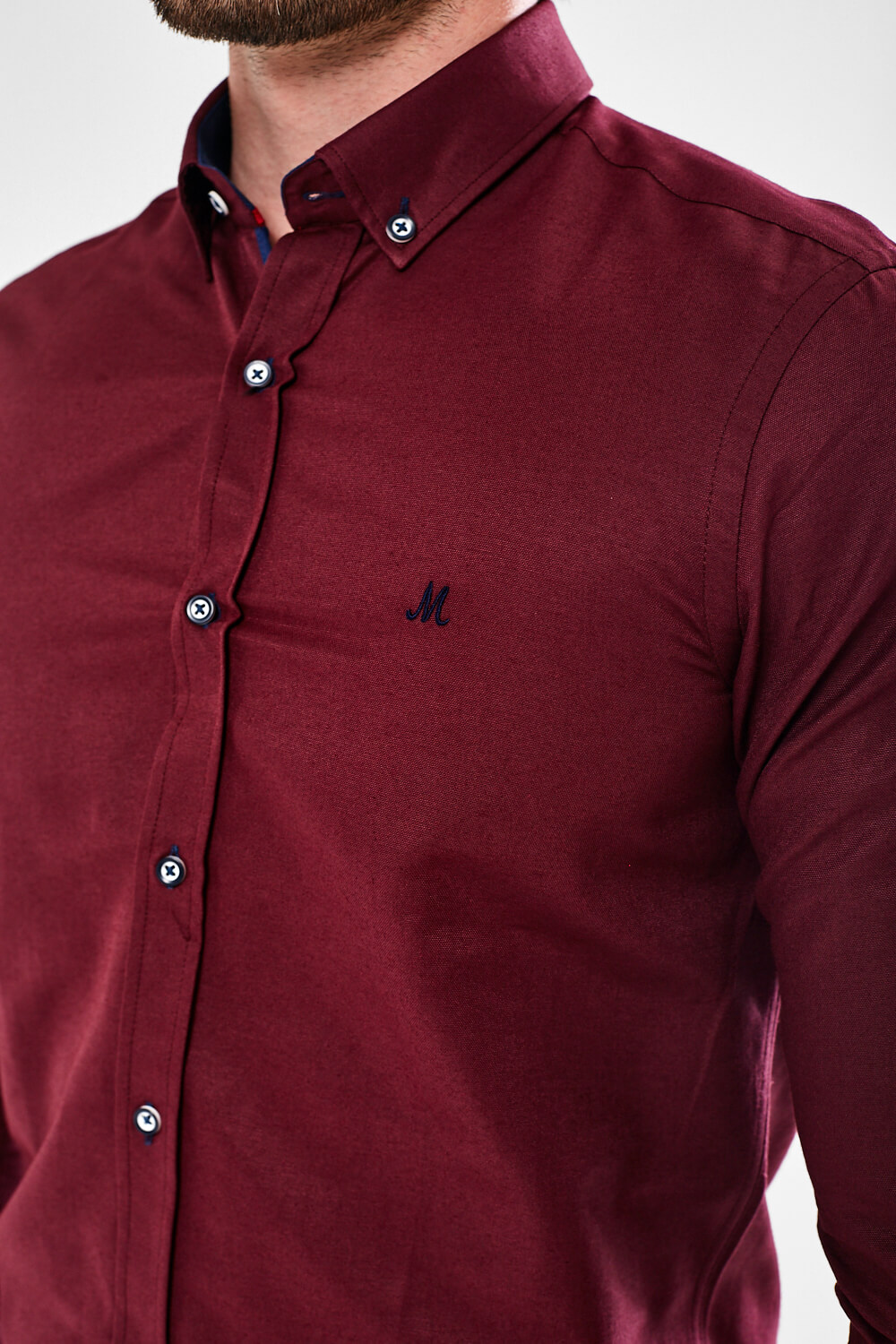 https://www.iclothing.com/media/catalog/product/l/o/lolland_long_sleeve_oxford_shirt_in_burgundy-.jpg