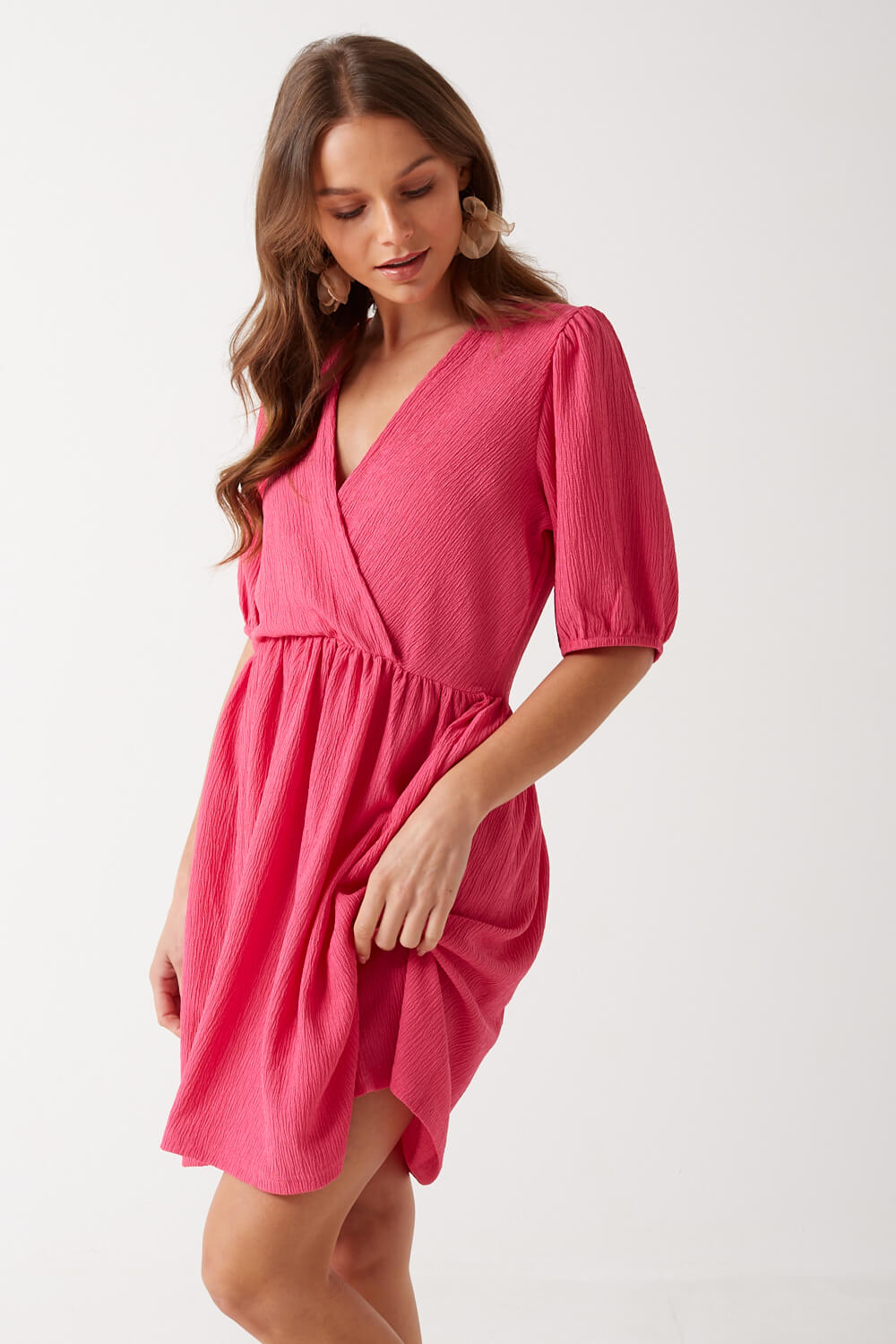 https://www.iclothing.com/media/catalog/product/l/u/luna_short_dress_in_pink-4.jpg