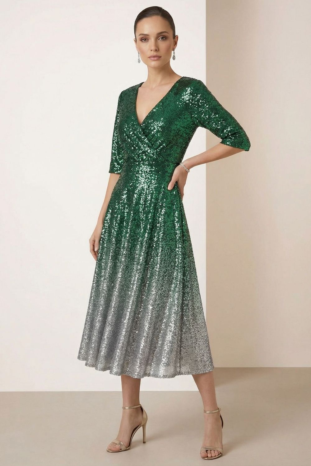 https://www.iclothing.com/media/catalog/product/m/a/ma51338-grn-green_to_silver_ombre_sequin-5-studio_model___alternative.jpeg