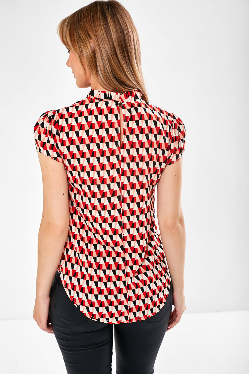 https://www.iclothing.com/media/catalog/product/m/a/maddie_frill_neck_top_in_red-4.jpg