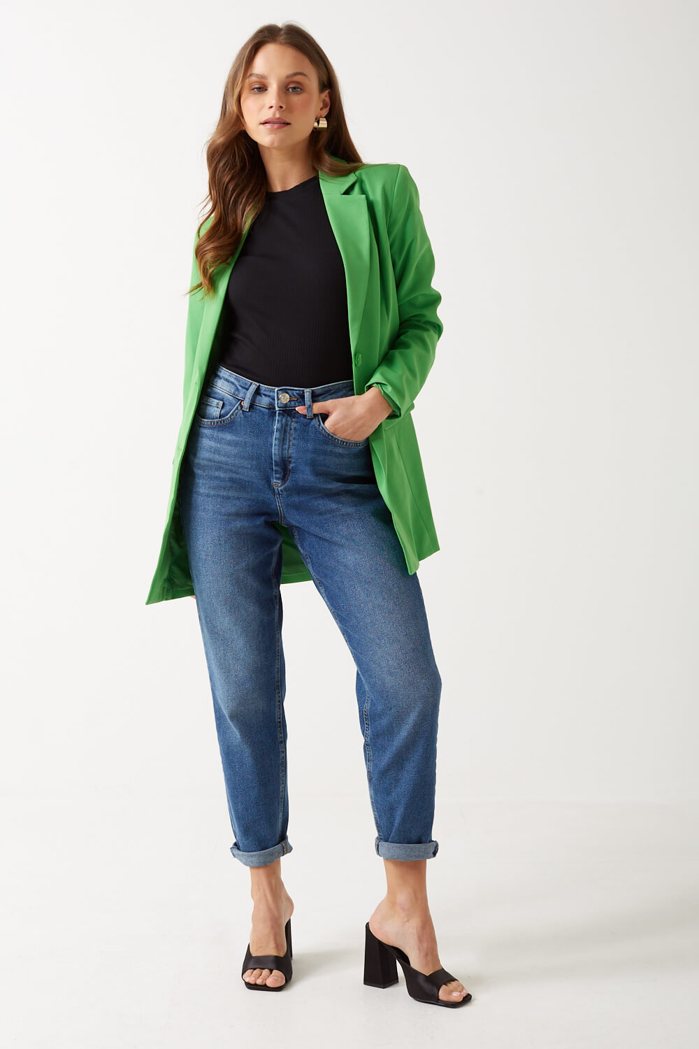 https://www.iclothing.com/media/catalog/product/m/a/maia_long_blazer_in_green-3.jpg