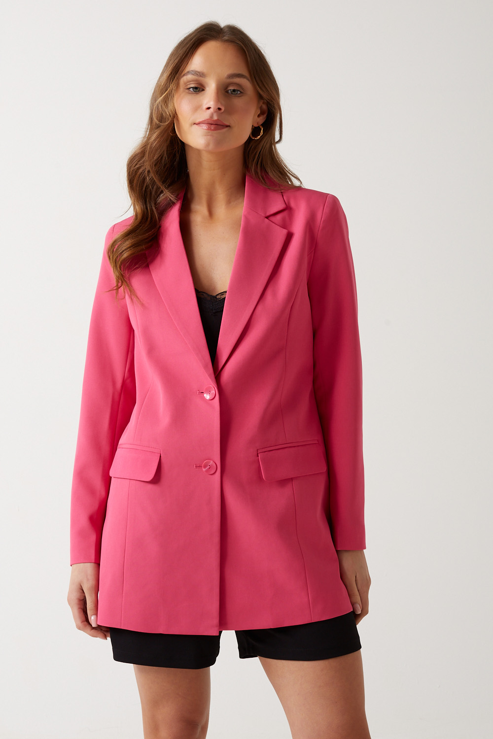 https://www.iclothing.com/media/catalog/product/m/a/maia_long_blazer_in_pink-4a.jpg