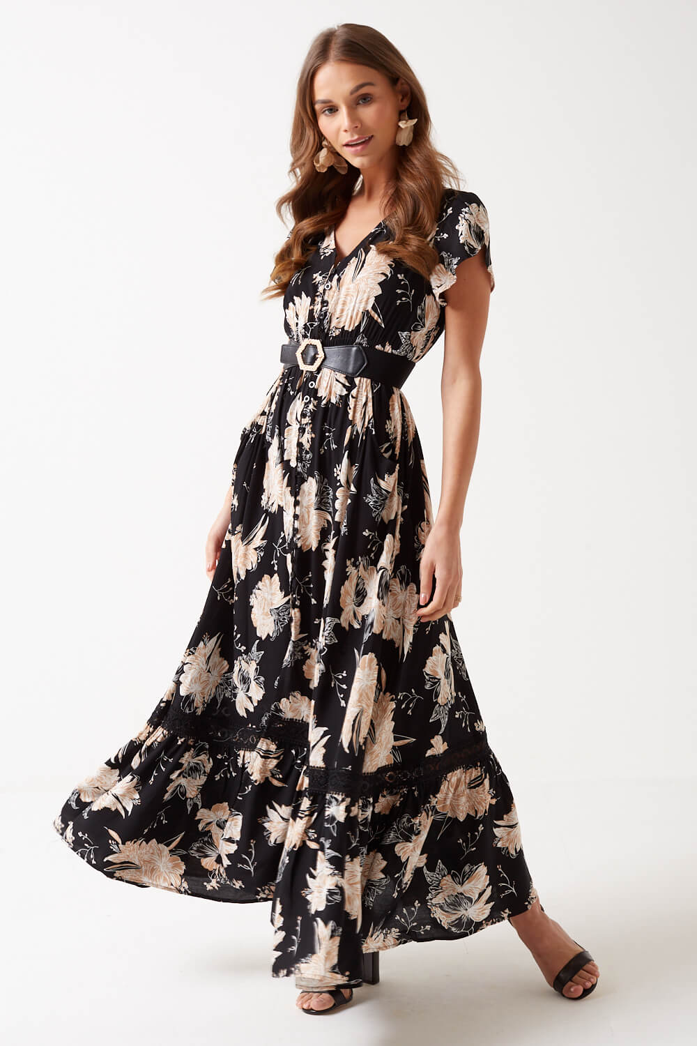 https://www.iclothing.com/media/catalog/product/m/a/malia_floral_print_midi_dress_in_black-6.jpg