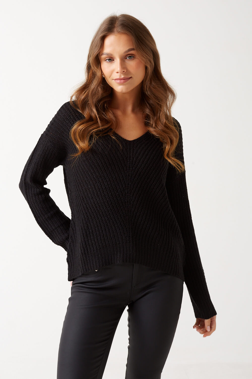 https://www.iclothing.com/media/catalog/product/m/e/megan_knit_jumper_in_black-4a.jpg