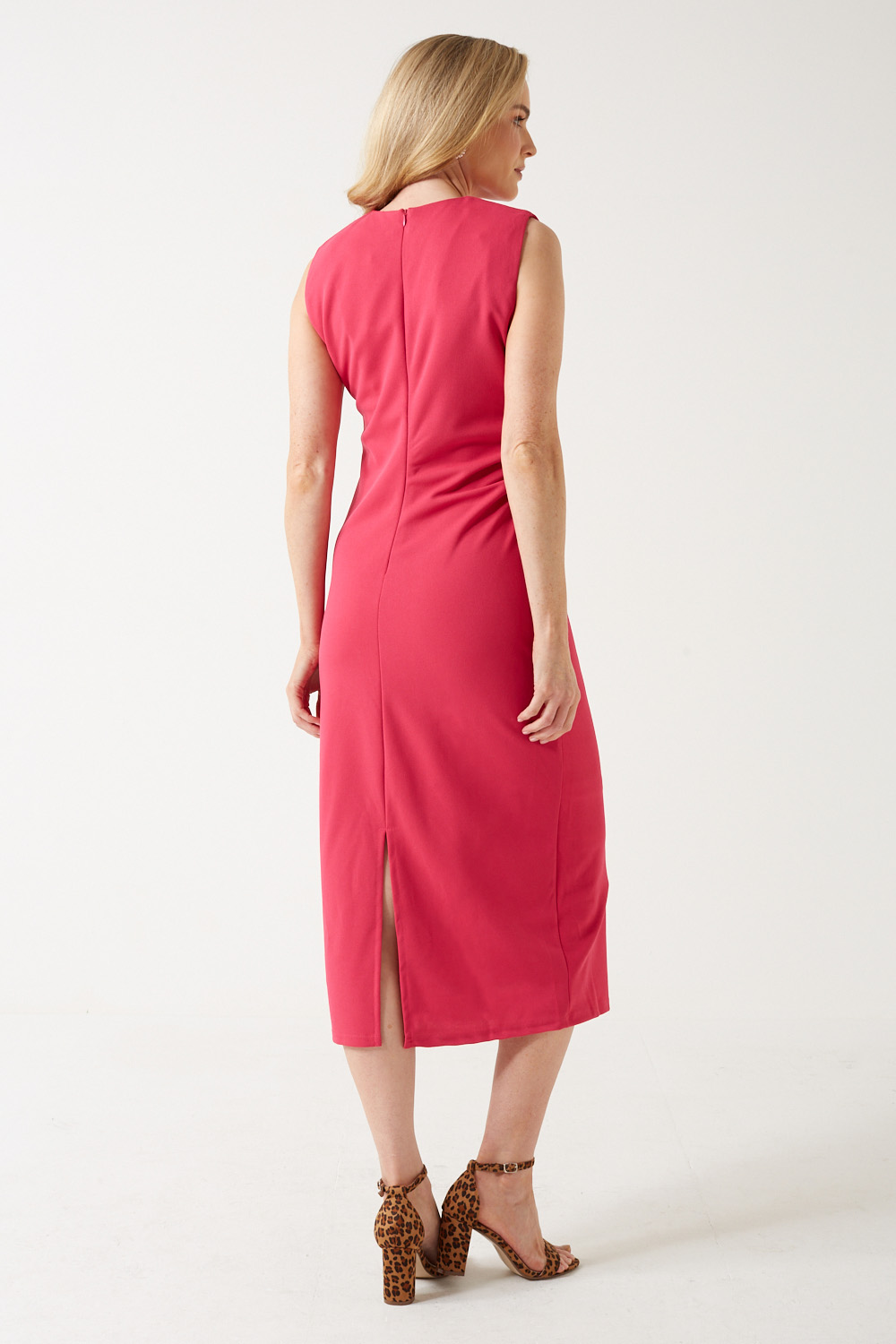 https://www.iclothing.com/media/catalog/product/m/e/melanie_ruched_midi_dress_in_pink-2_1.jpg