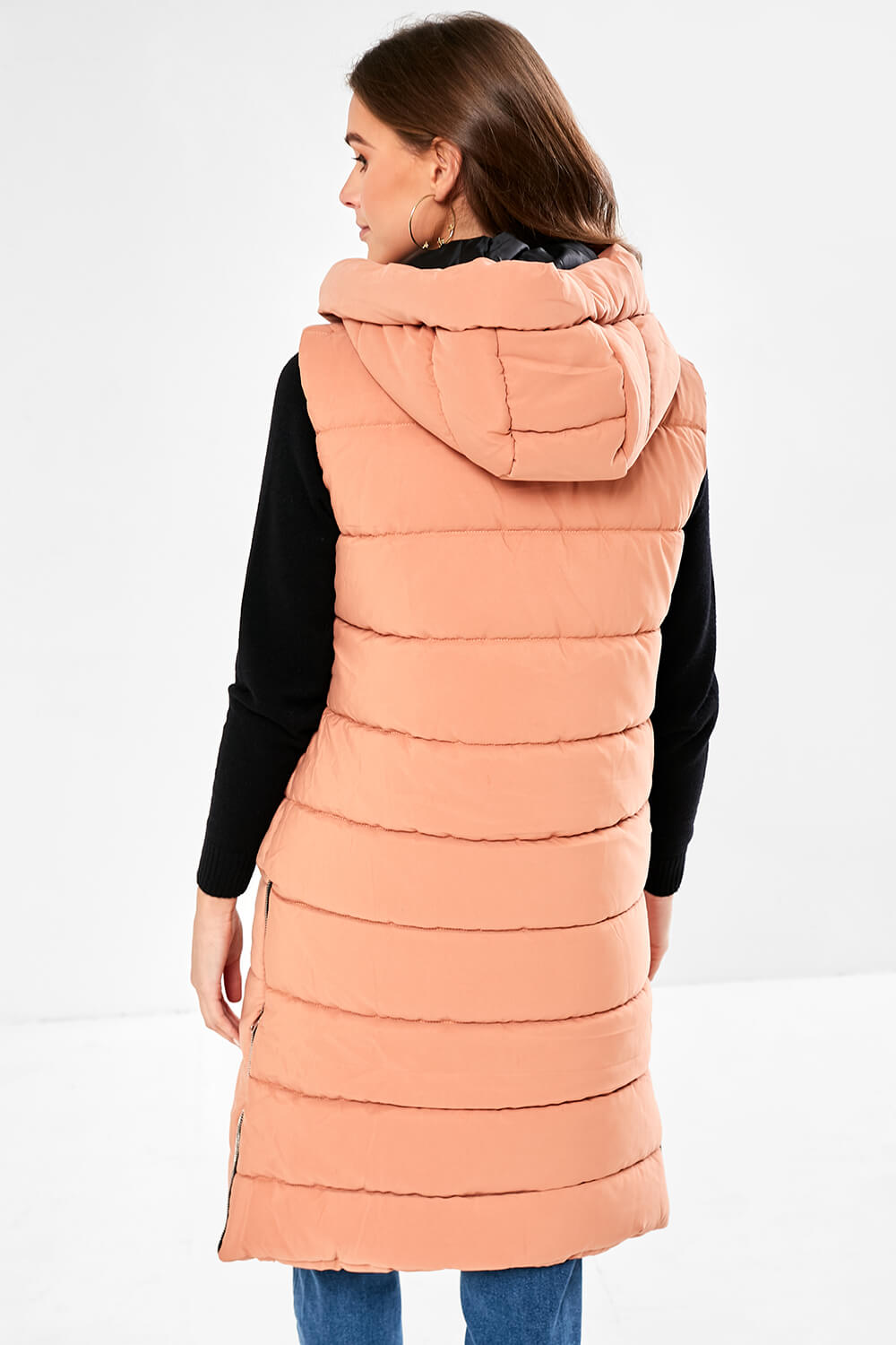 https://www.iclothing.com/media/catalog/product/m/i/miriam_padded_gilet_in_dark_salmon-2.jpg