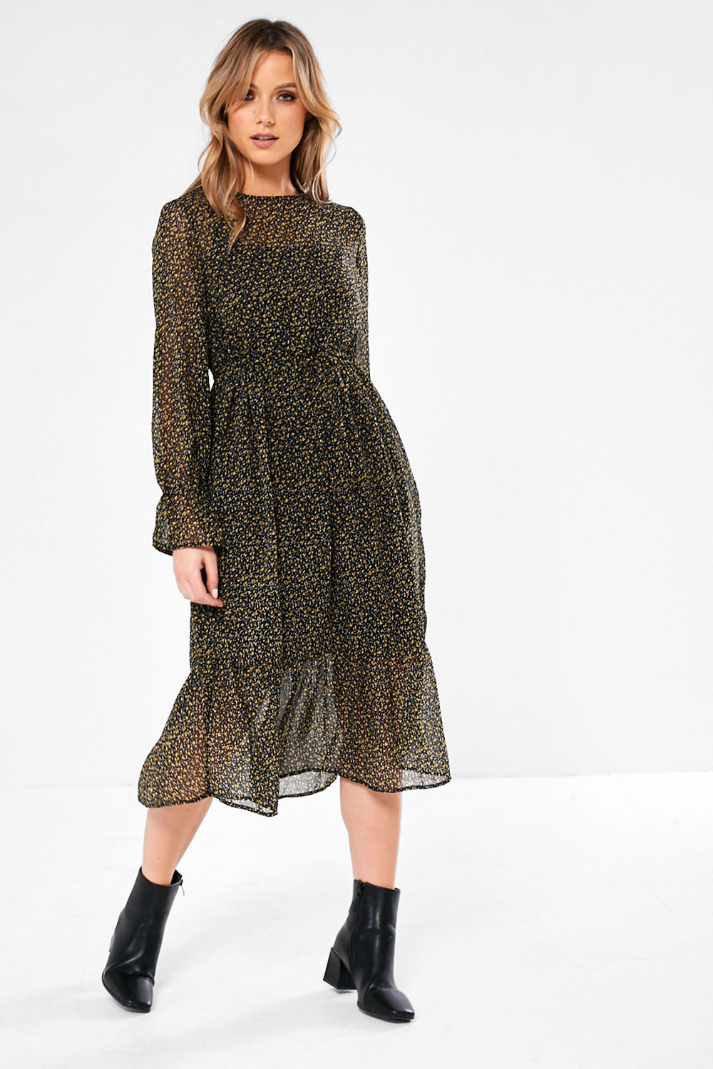 https://www.iclothing.com/media/catalog/product/m/i/misty_abstract_print_midi_dress-7.jpg