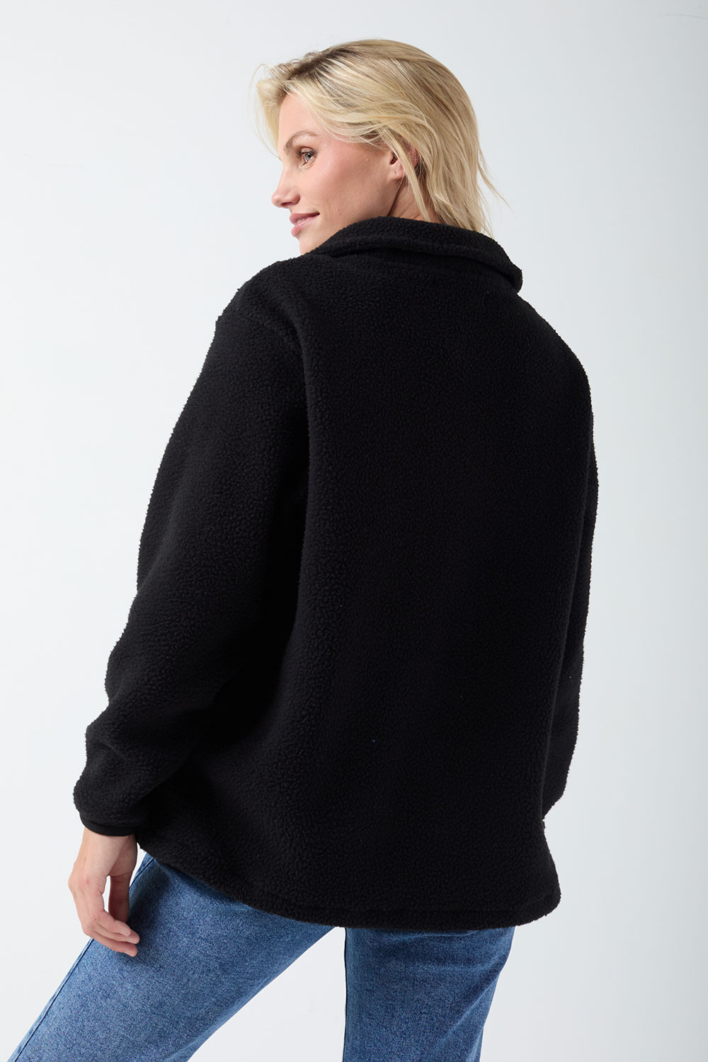 https://www.iclothing.com/media/catalog/product/m/o/molly-half-zip-fleece-blk-9.jpg