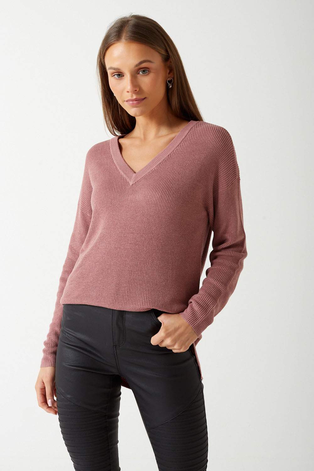 https://www.iclothing.com/media/catalog/product/n/e/new_lexsun_long_v-neck_jumper_in_rose-3.jpg
