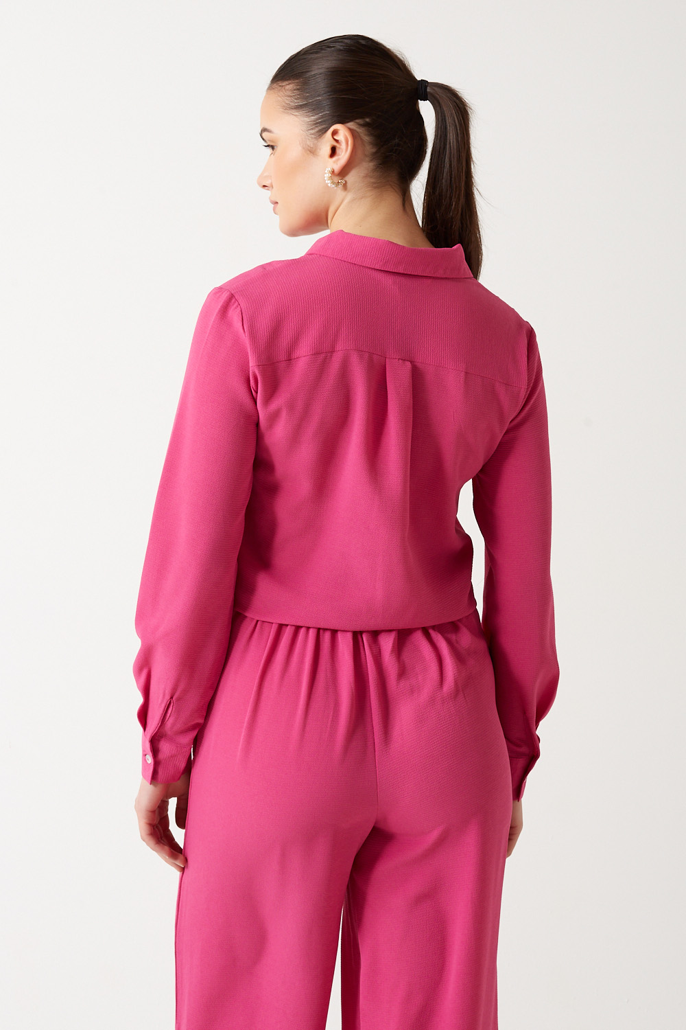 https://www.iclothing.com/media/catalog/product/n/o/nova_knotted_shirt_in_pink-2.jpg