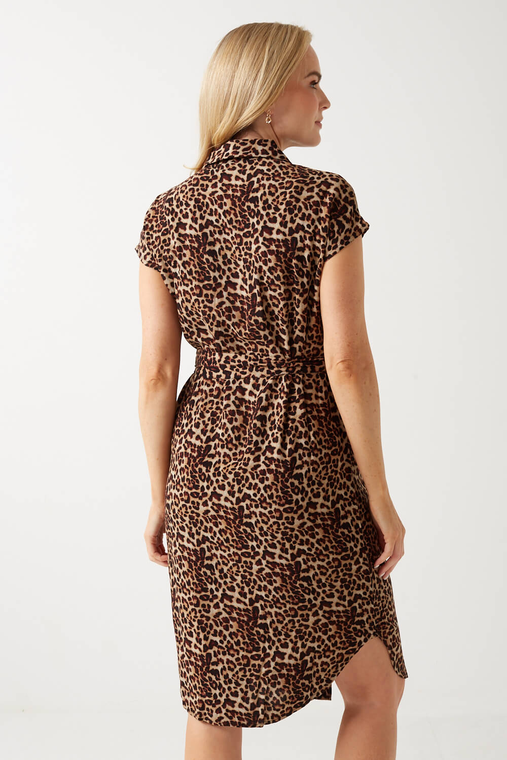 https://www.iclothing.com/media/catalog/product/n/y/nya_shirt_dress_in_leopard_print-2.jpg