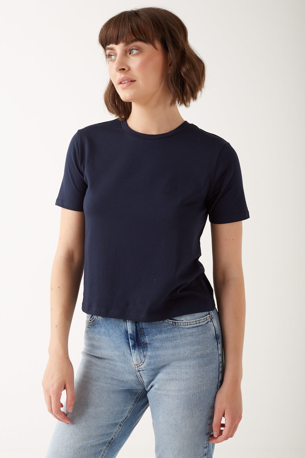 https://www.iclothing.com/media/catalog/product/p/a/pablo_basic_t-shirt_in_navy-3.jpg