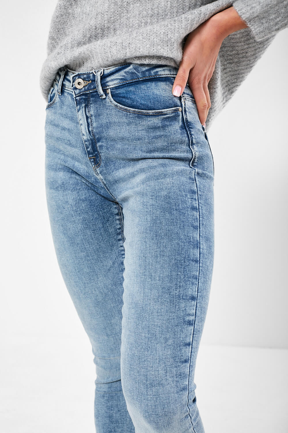 https://www.iclothing.com/media/catalog/product/p/a/paola_high_waist_skinny_jeans-2.jpg