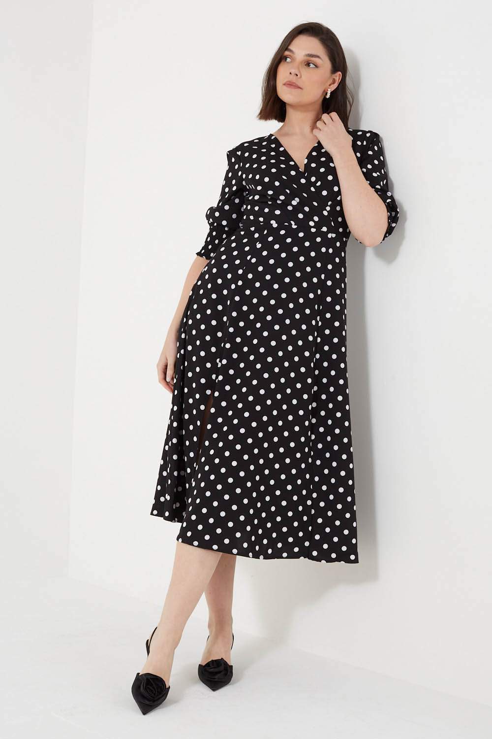 https://www.iclothing.com/media/catalog/product/p/d/pd31098-d185blk-166.jpg