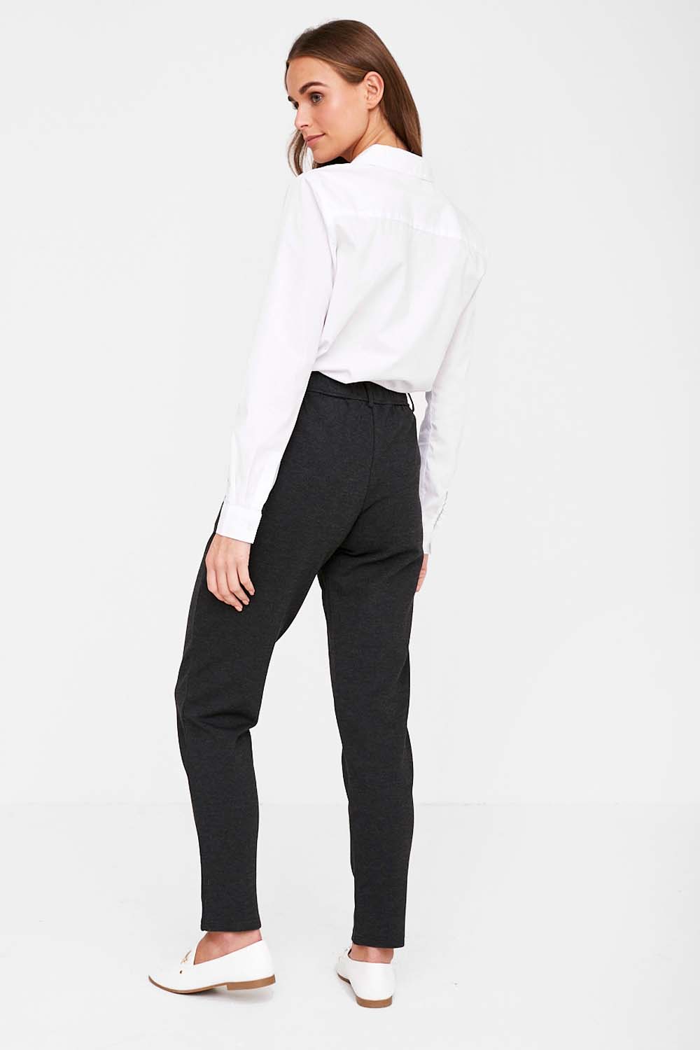 https://www.iclothing.com/media/catalog/product/r/e/regina_straight_leg_trousers_in_dark_grey-2.jpg