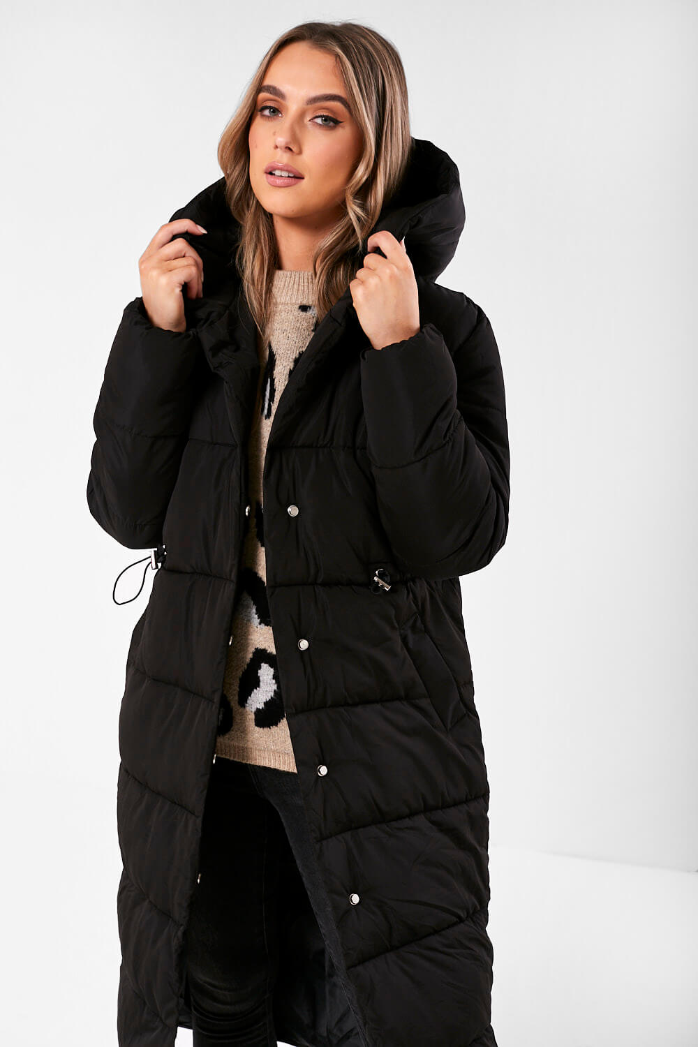 https://www.iclothing.com/media/catalog/product/r/e/renee_longline_puffer_jacket_in_black-3.jpg